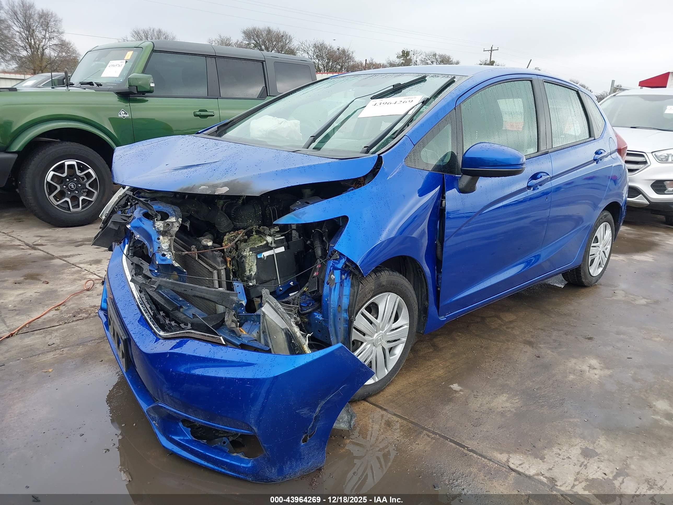 HONDA FIT image 2