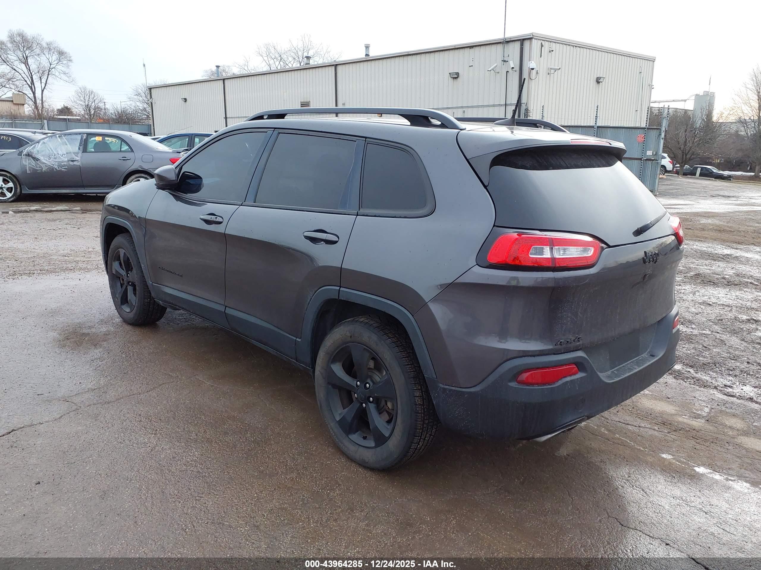 JEEP CHEROKEE image 3
