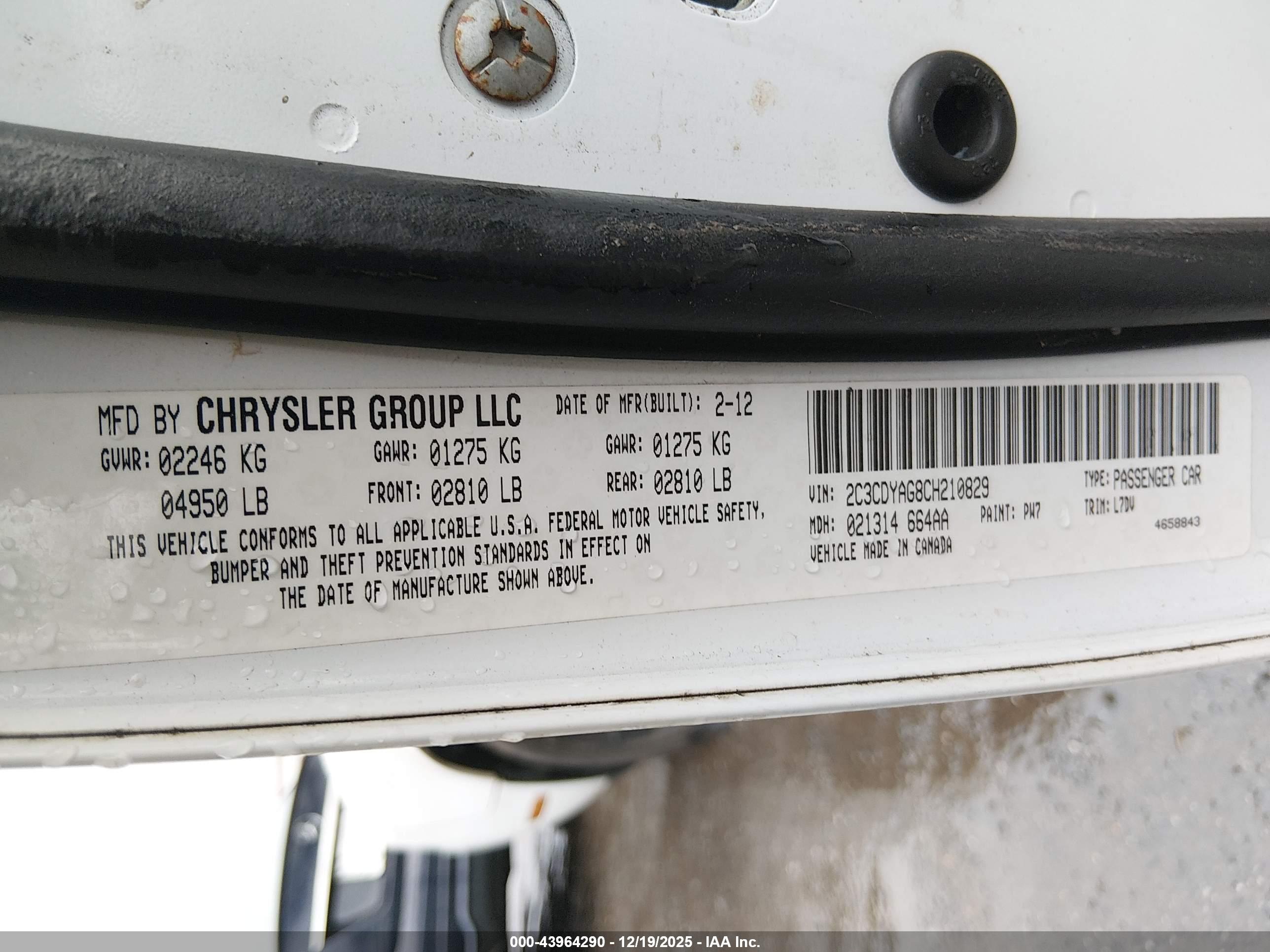 DODGE CHALLENGER image 9