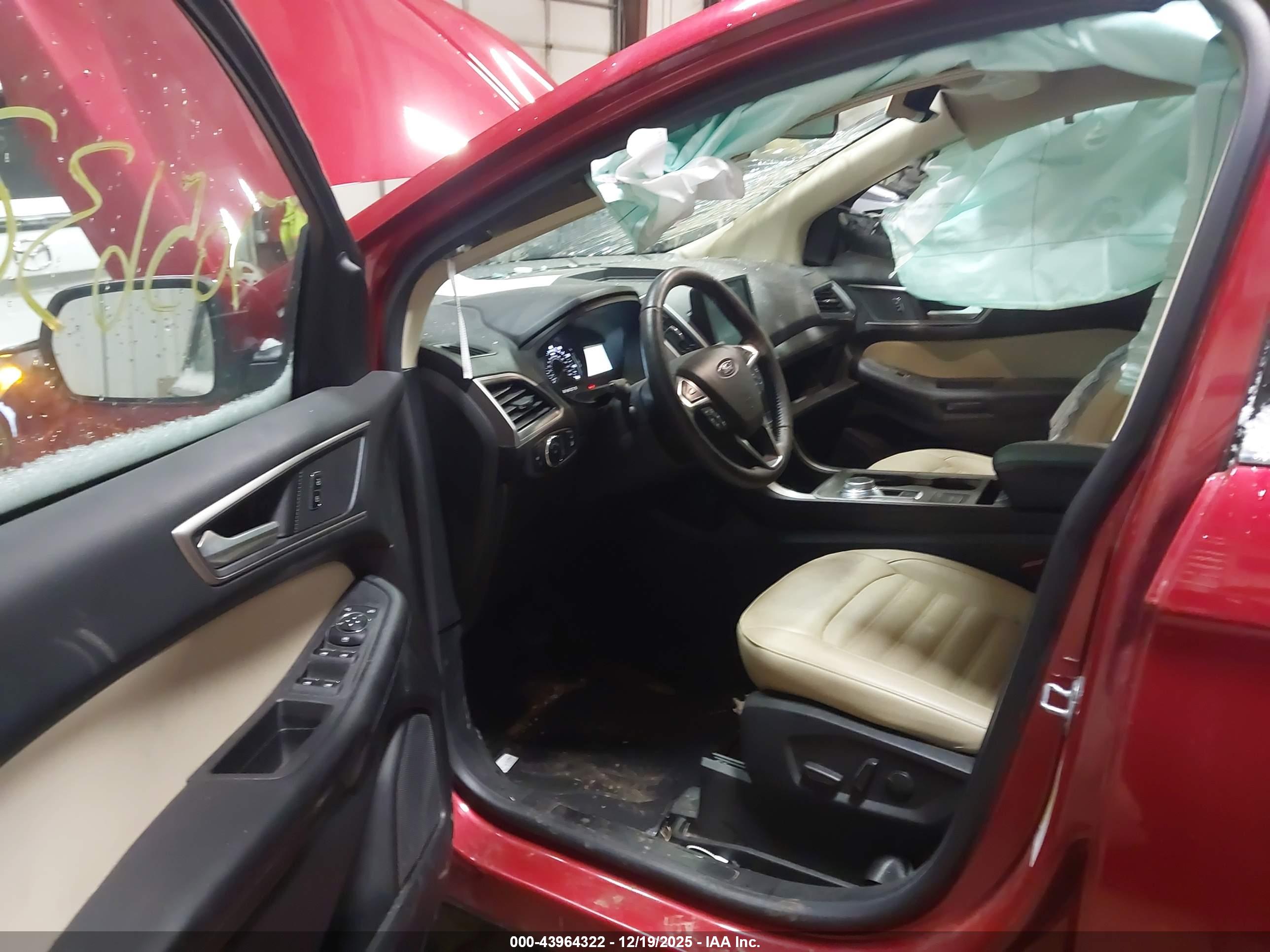 FORD EDGE image 5