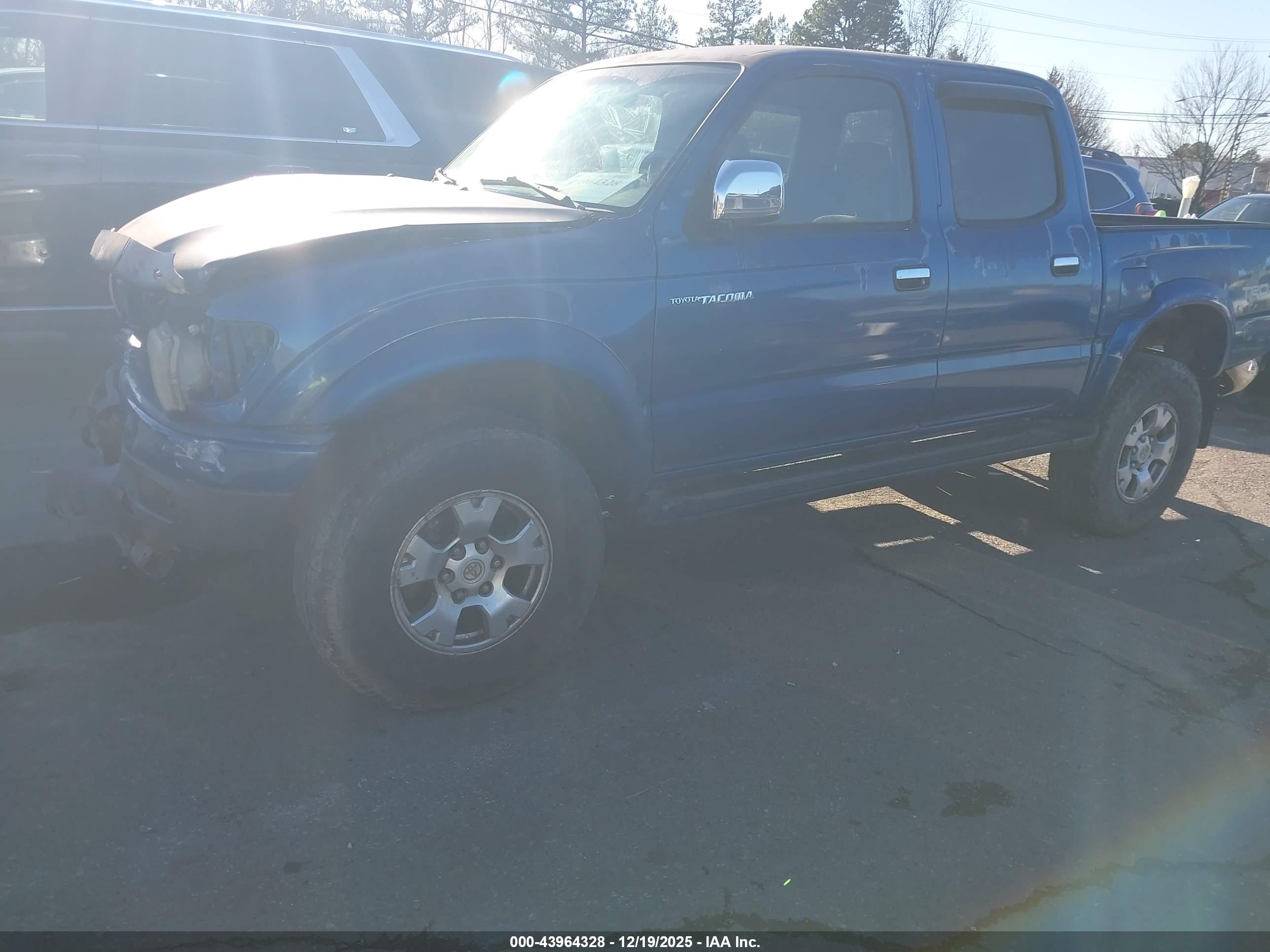 TOYOTA TACOMA image 2