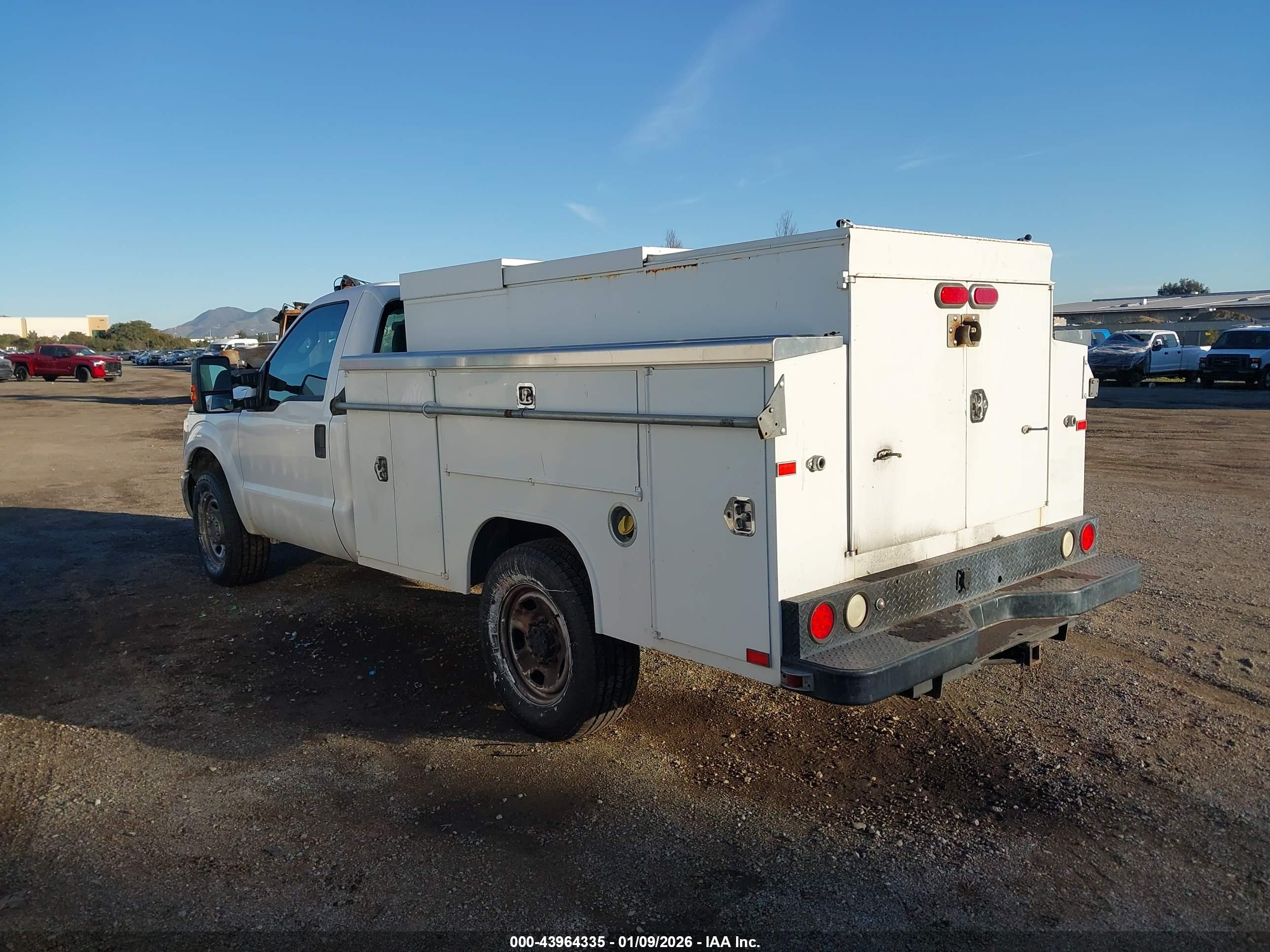 FORD F-350 image 3