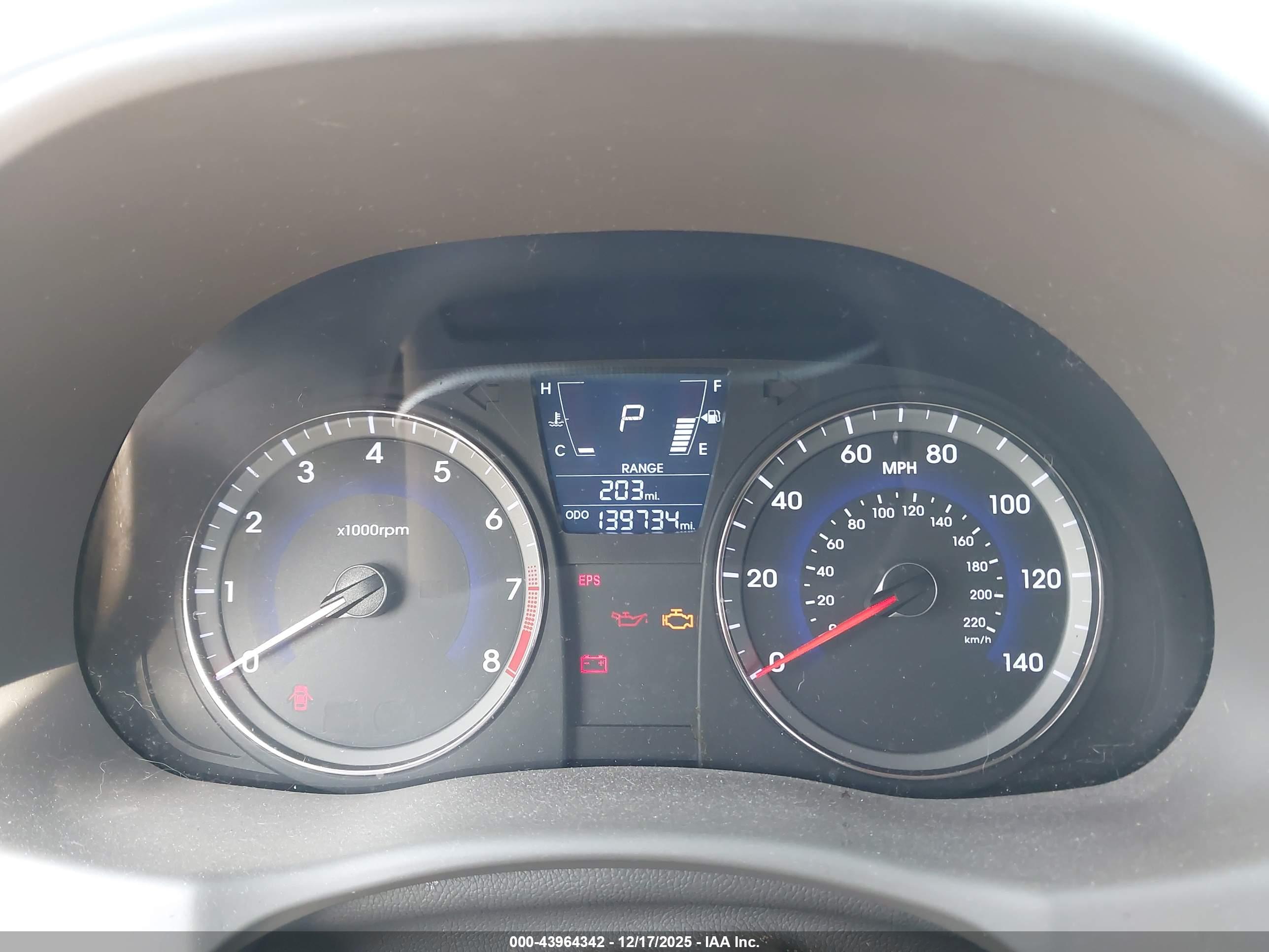 HYUNDAI ACCENT image 7
