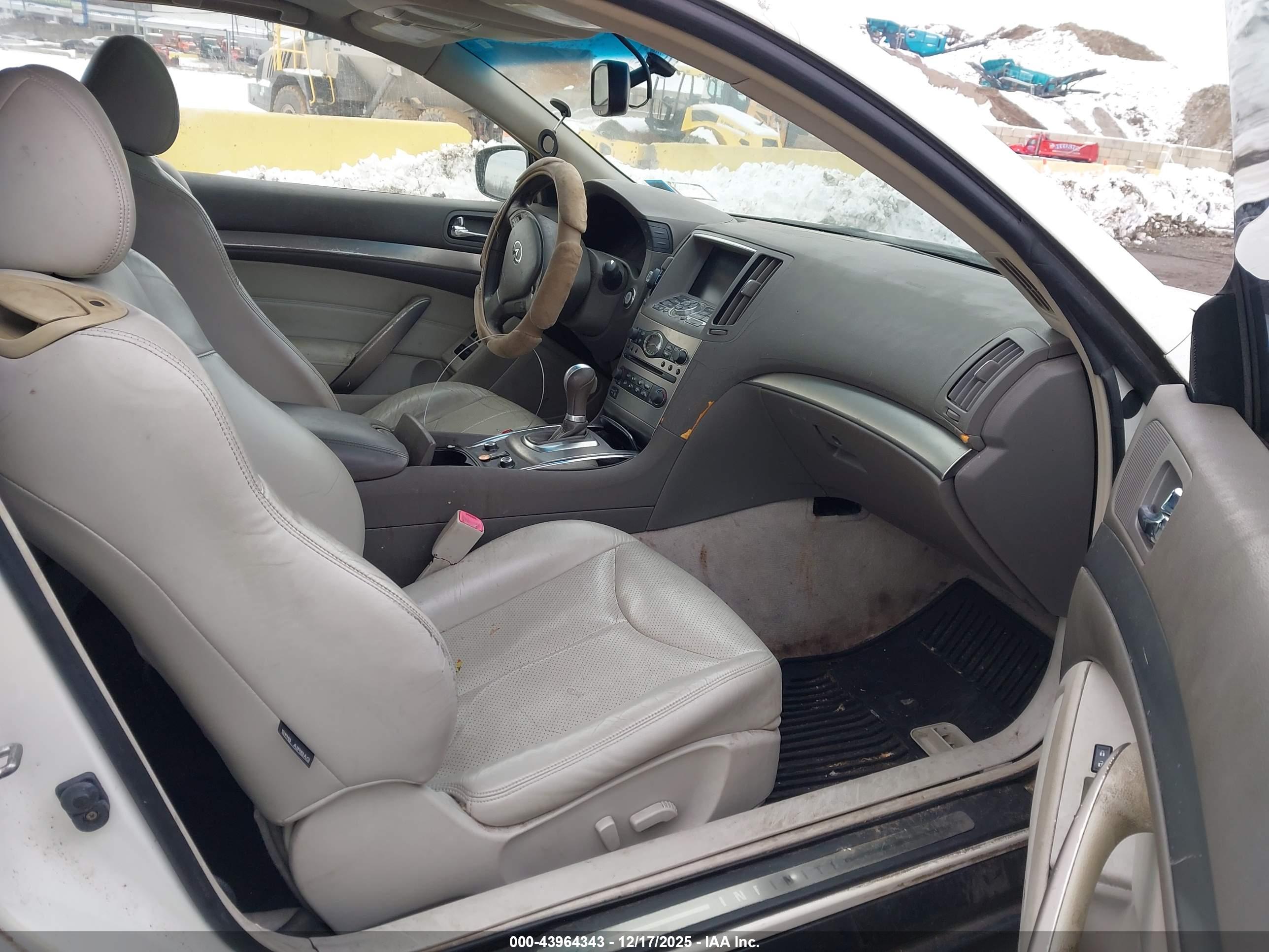 INFINITI G37X image 5