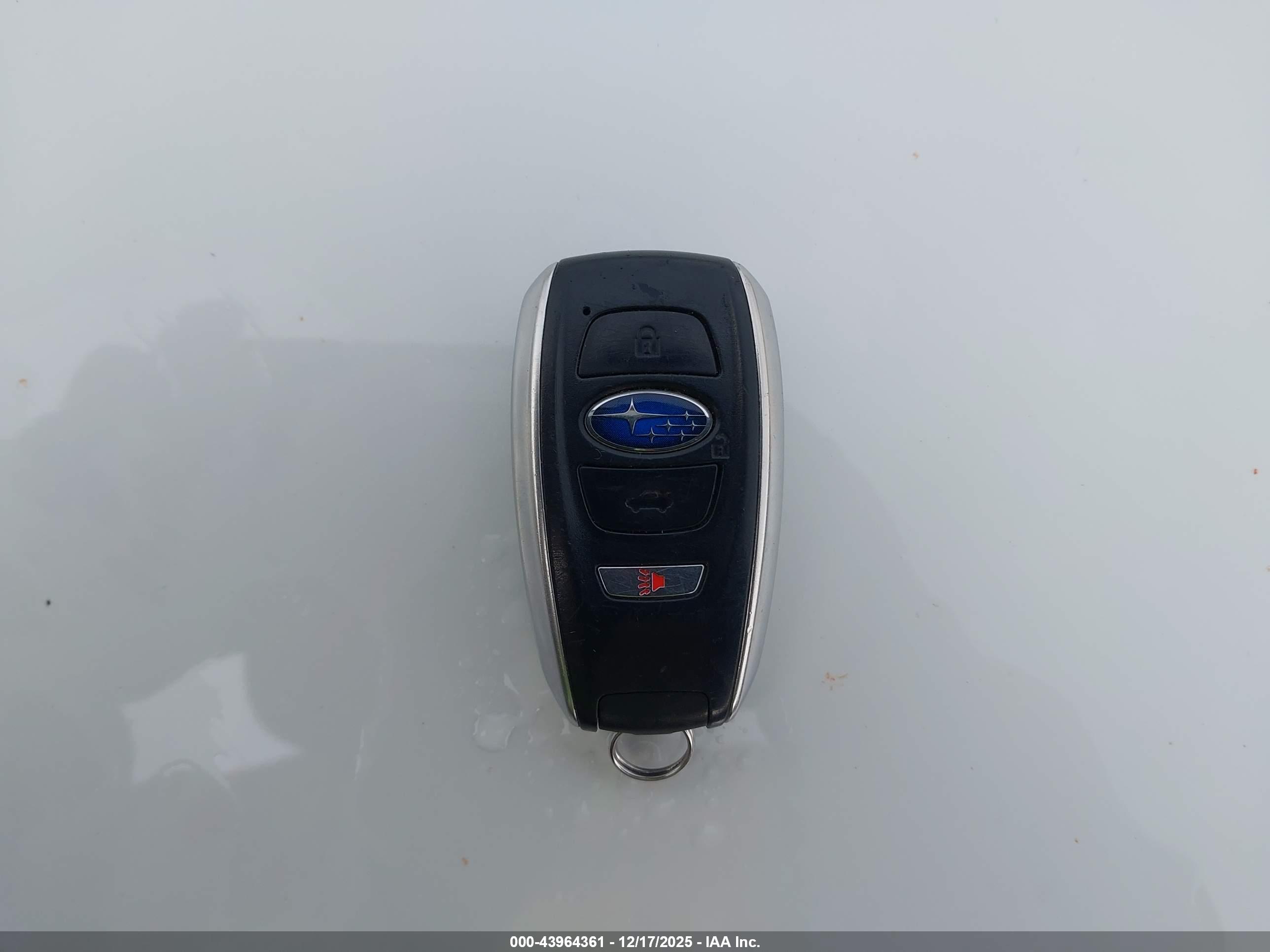 SUBARU OUTBACK image 11