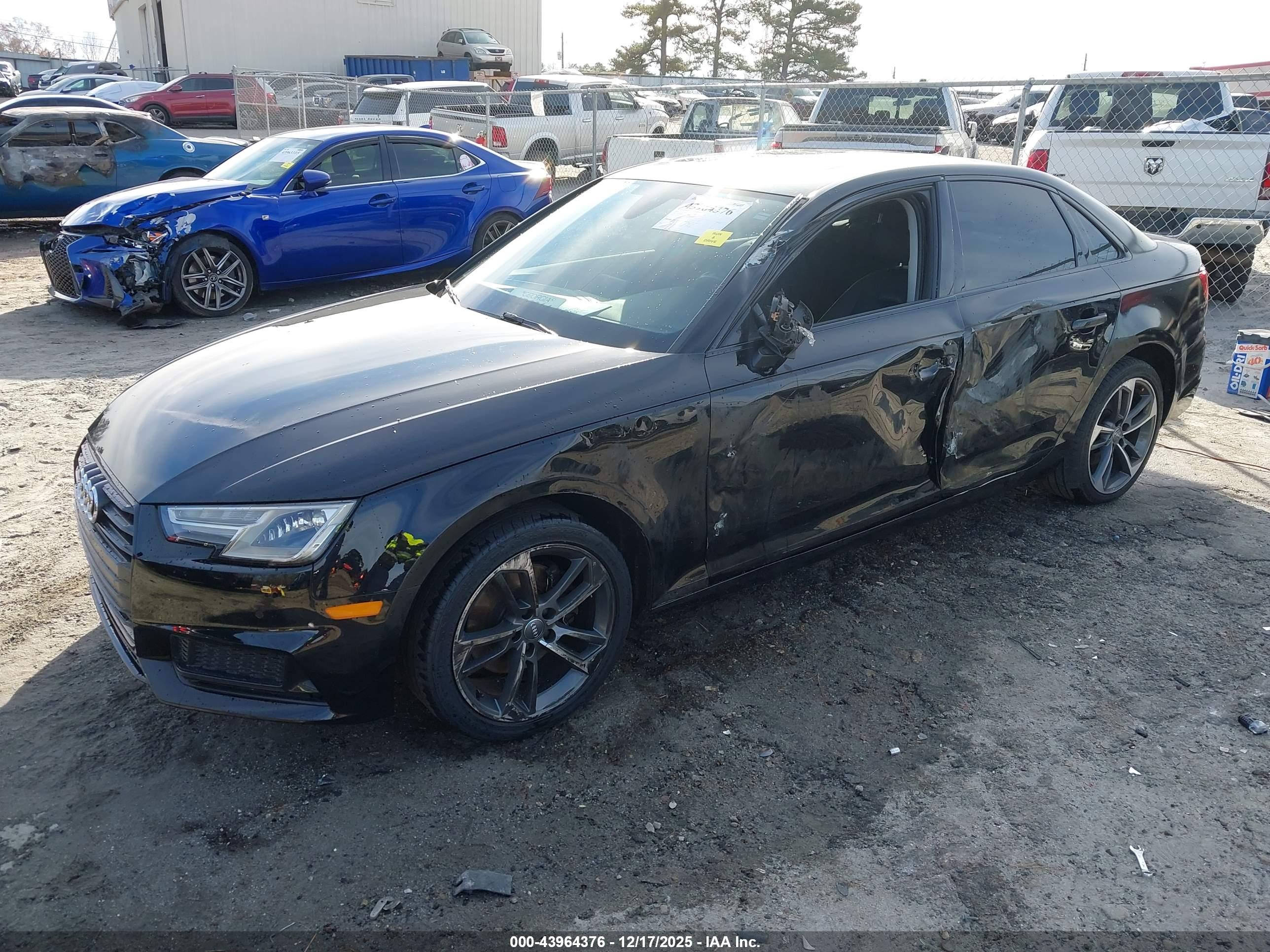 AUDI A4 image 2