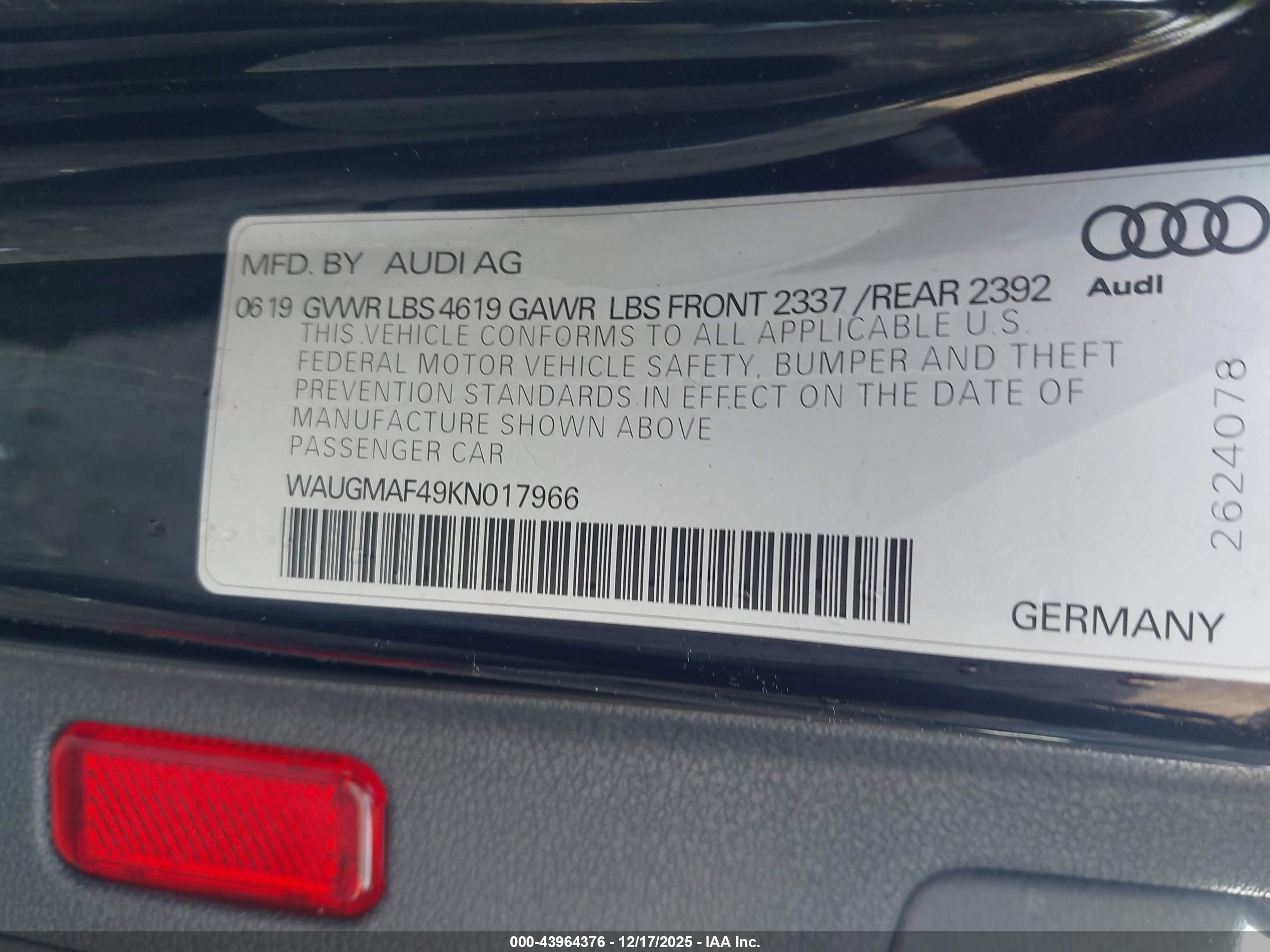 AUDI A4 image 9