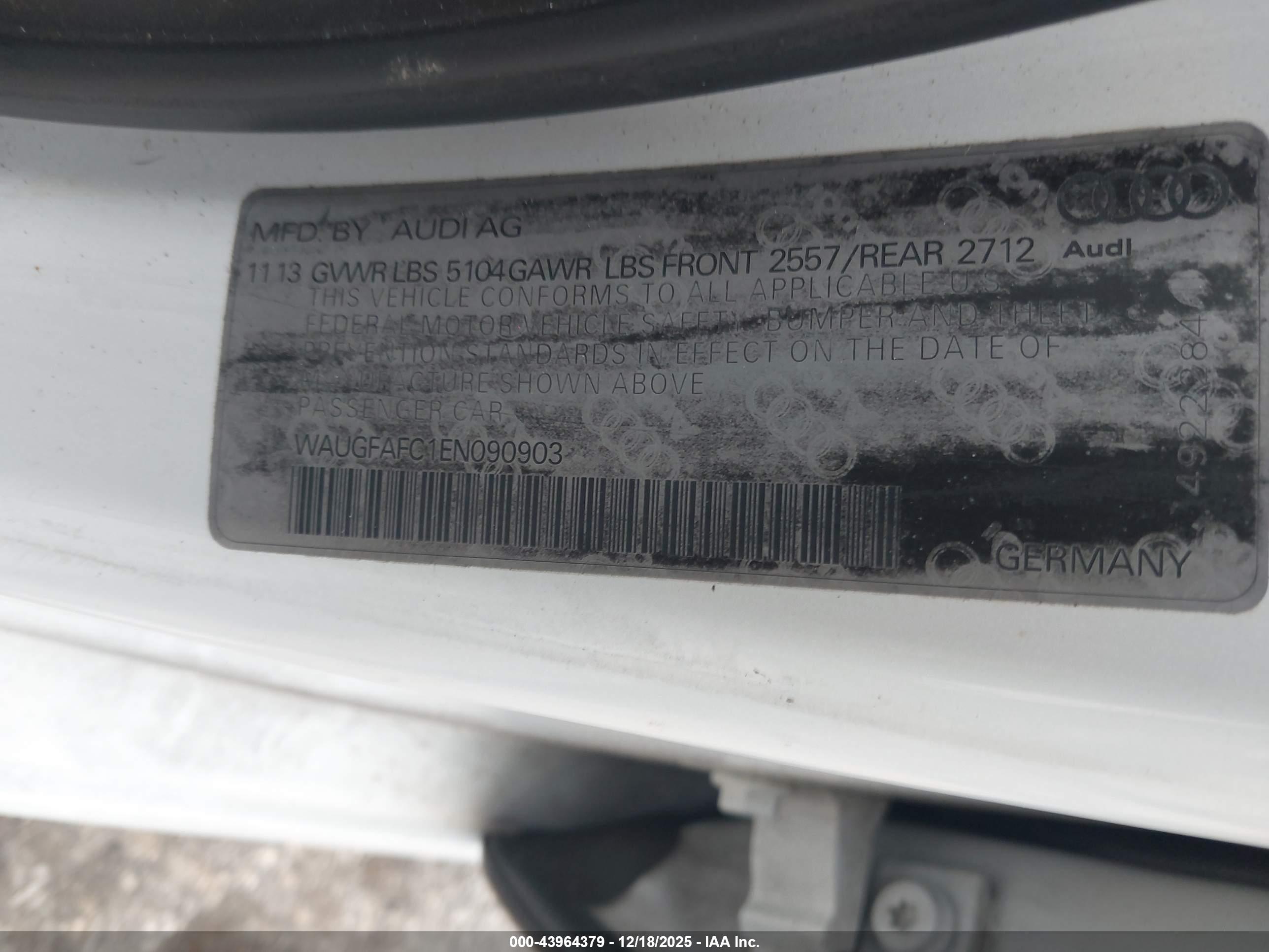 AUDI A6 image 9