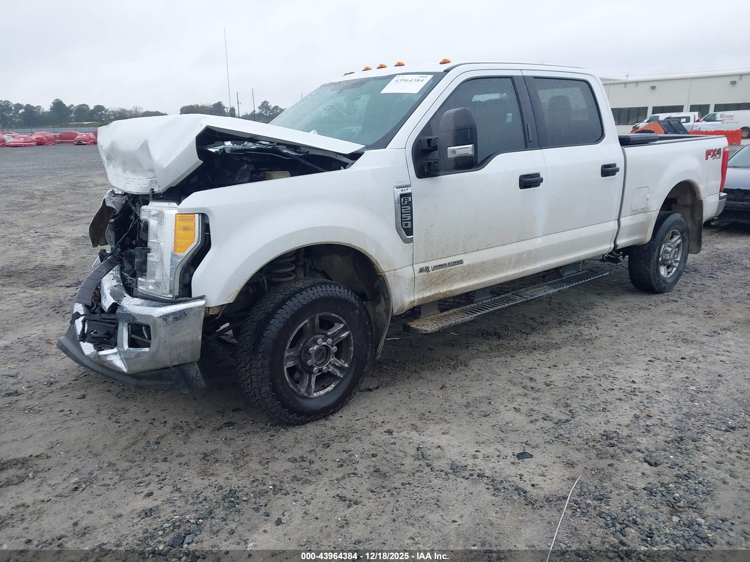 FORD F-250 image 2