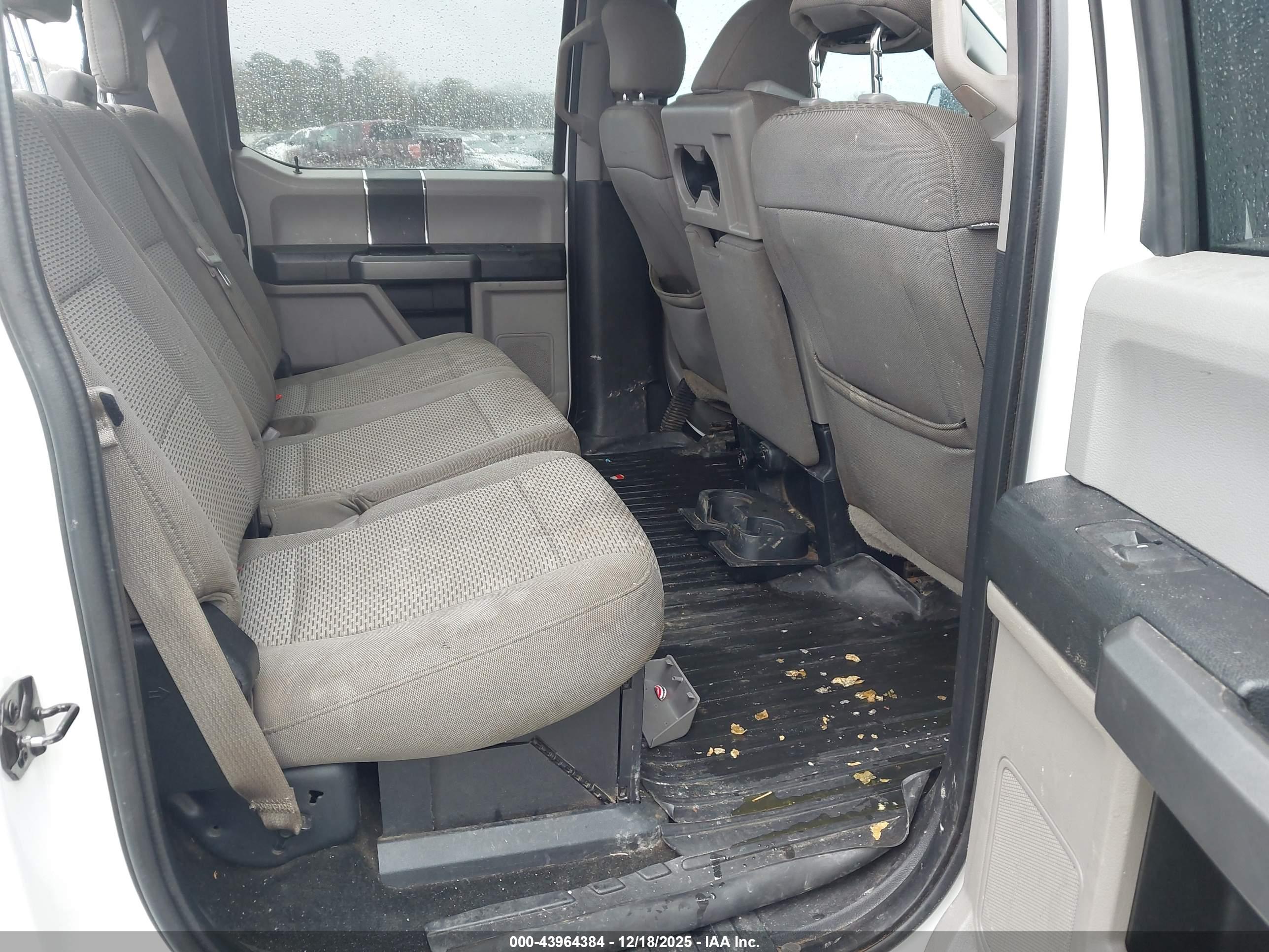 FORD F-250 image 8