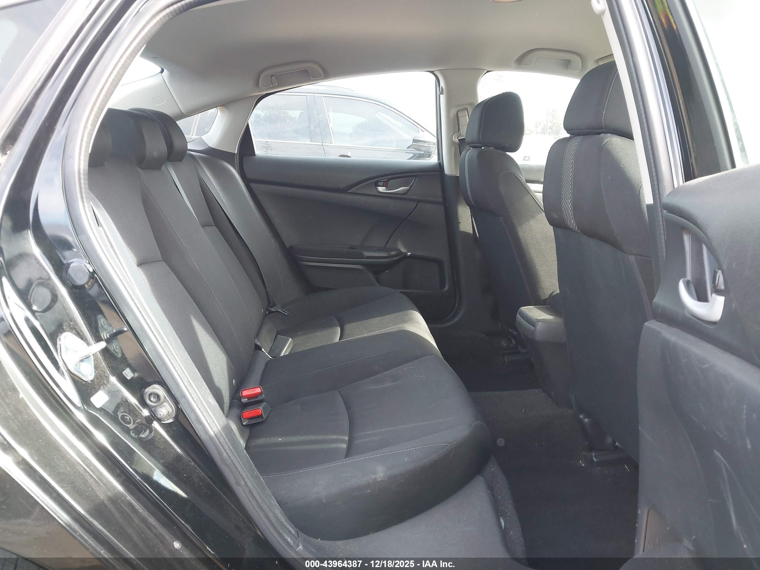 HONDA CIVIC image 8
