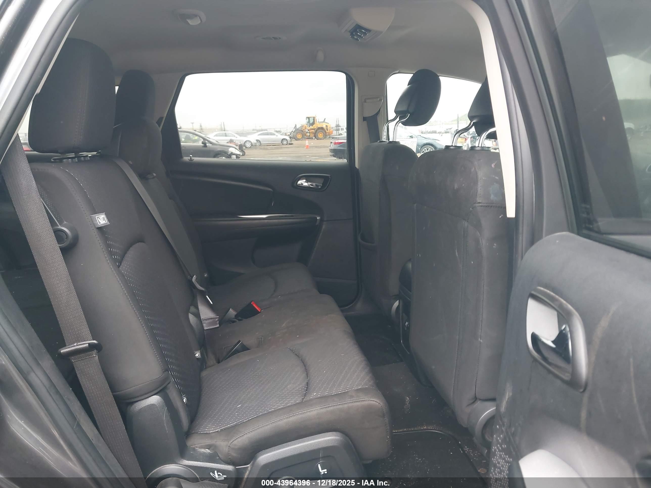 DODGE JOURNEY image 8