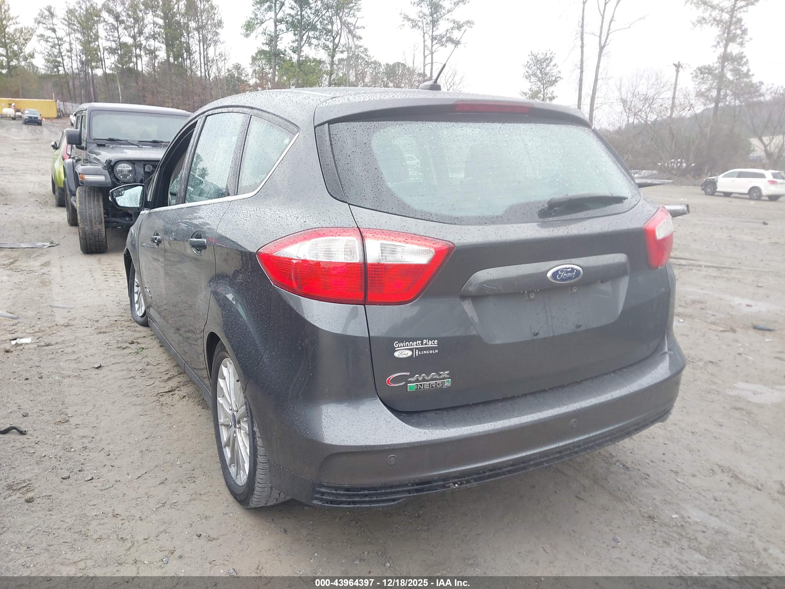 FORD C-MAX image 3