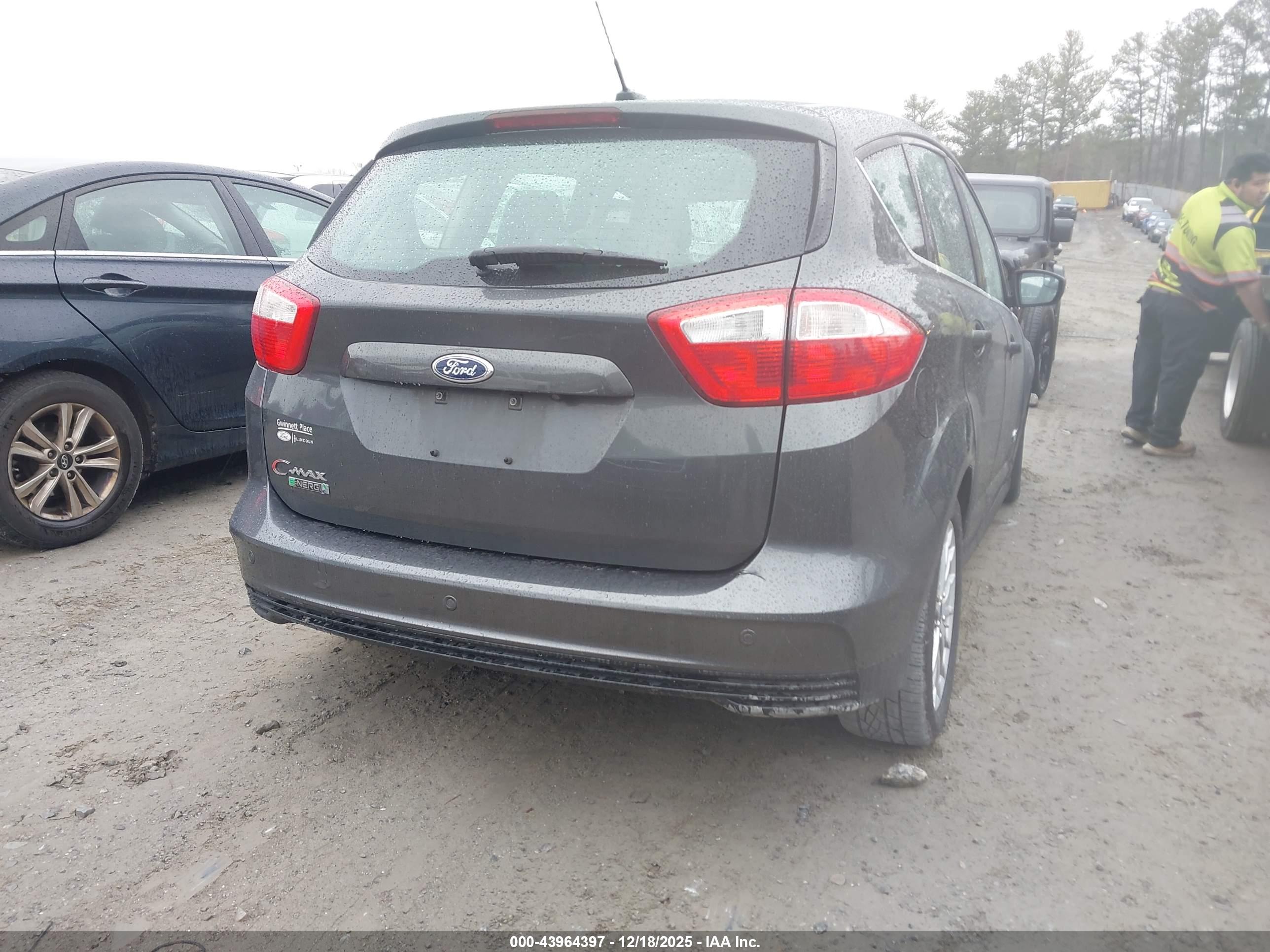 FORD C-MAX image 4