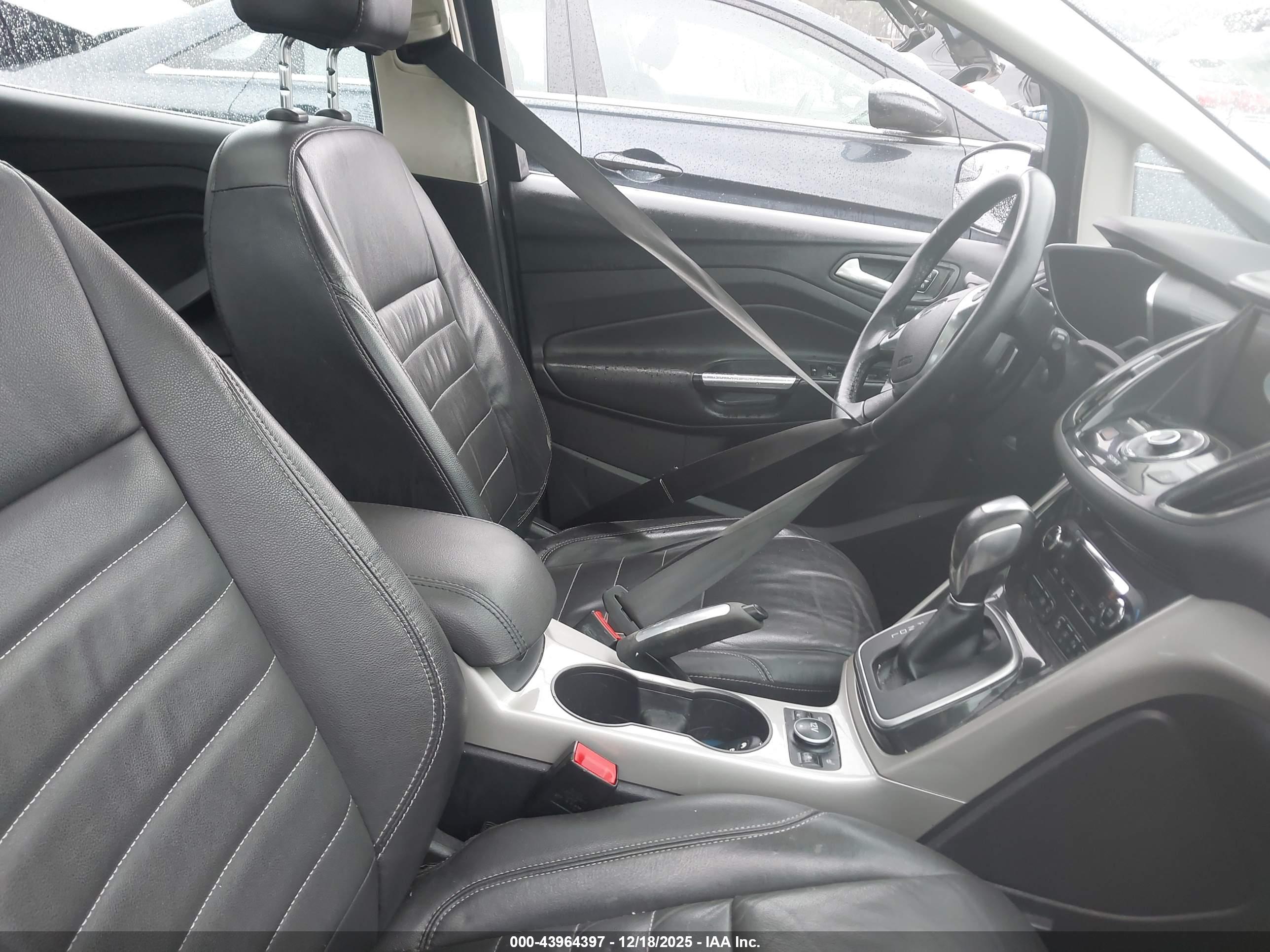 FORD C-MAX image 5