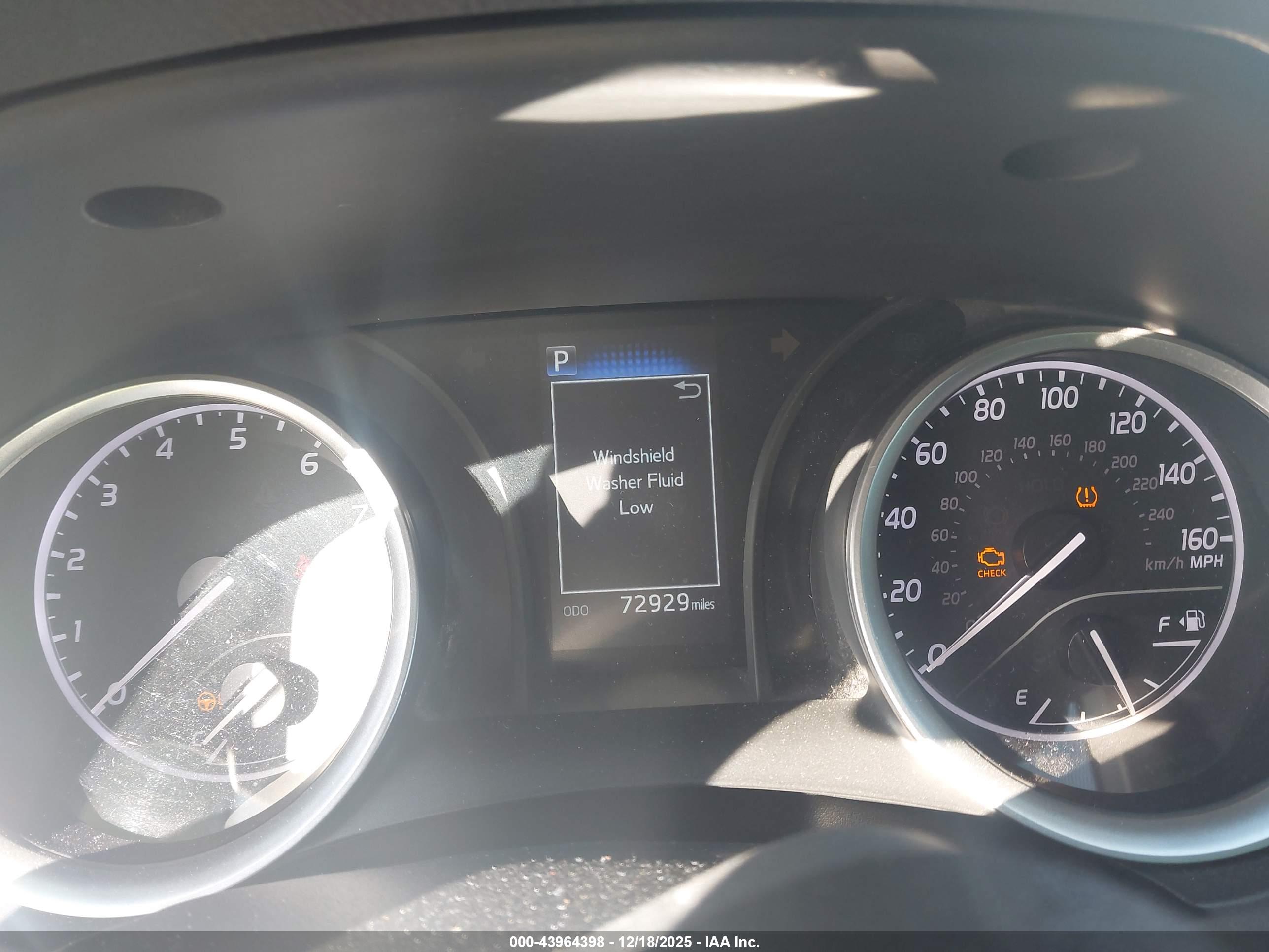 TOYOTA CAMRY image 7