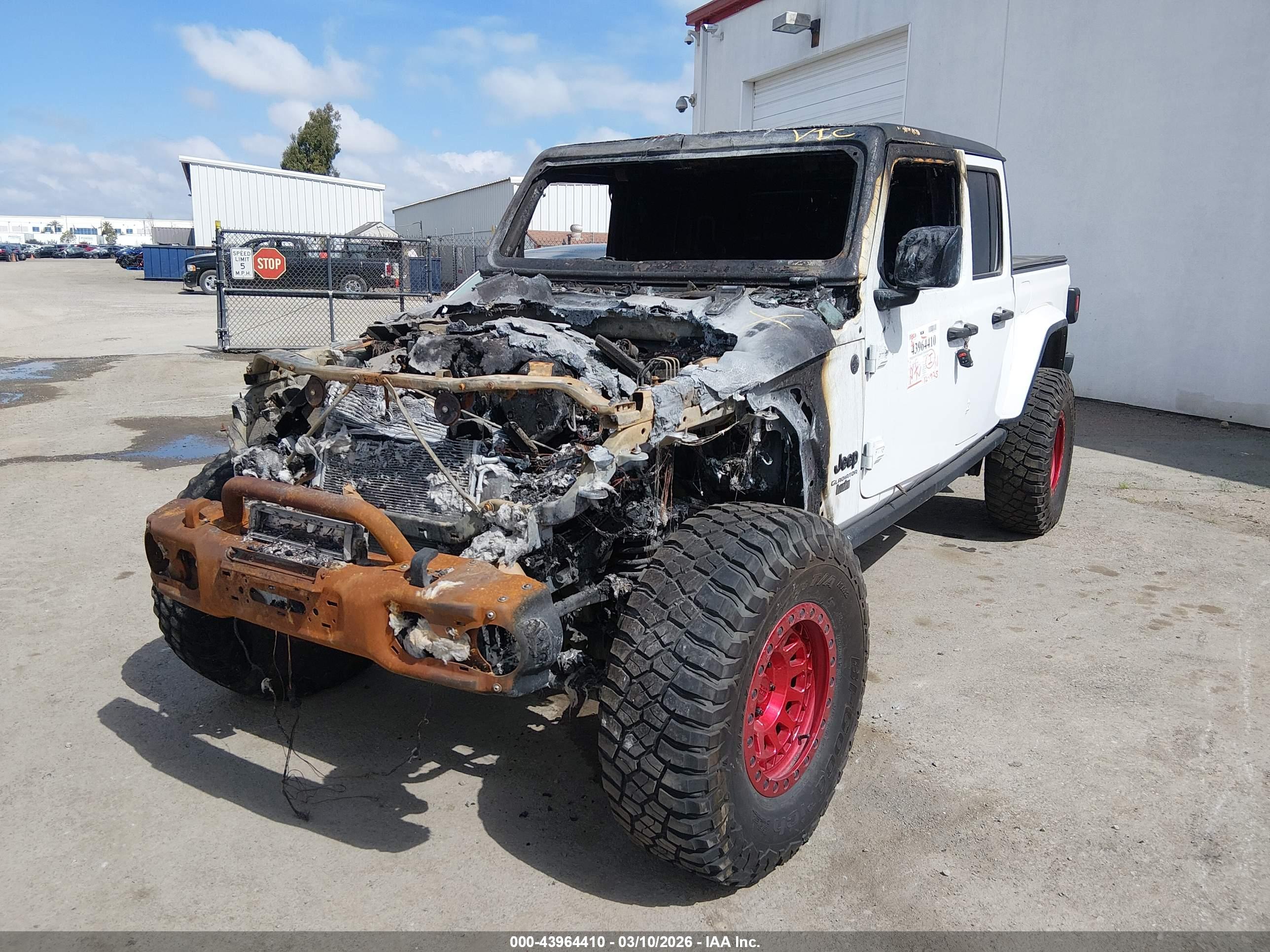 JEEP GLADIATOR image 6