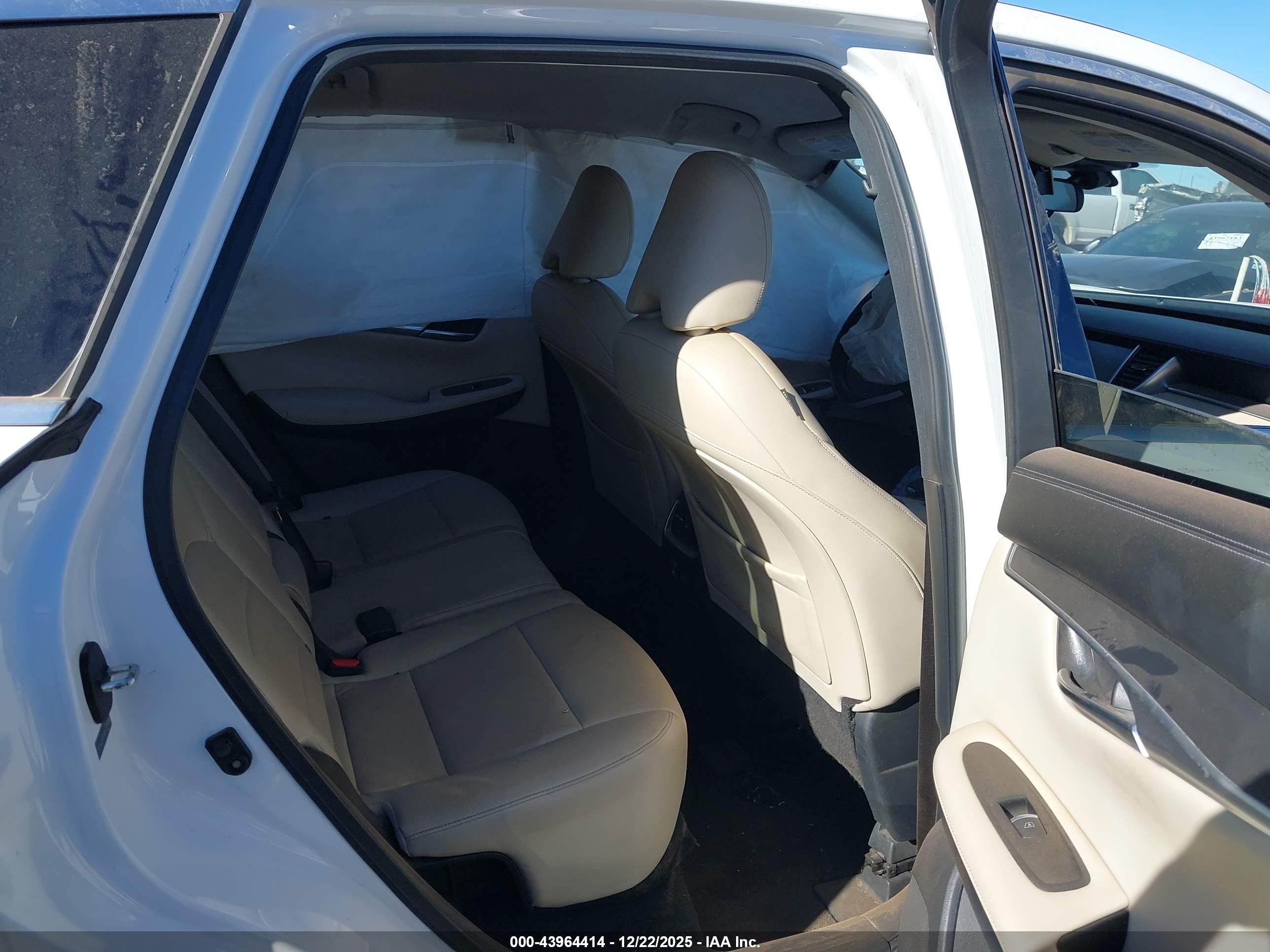 INFINITI QX50 image 8