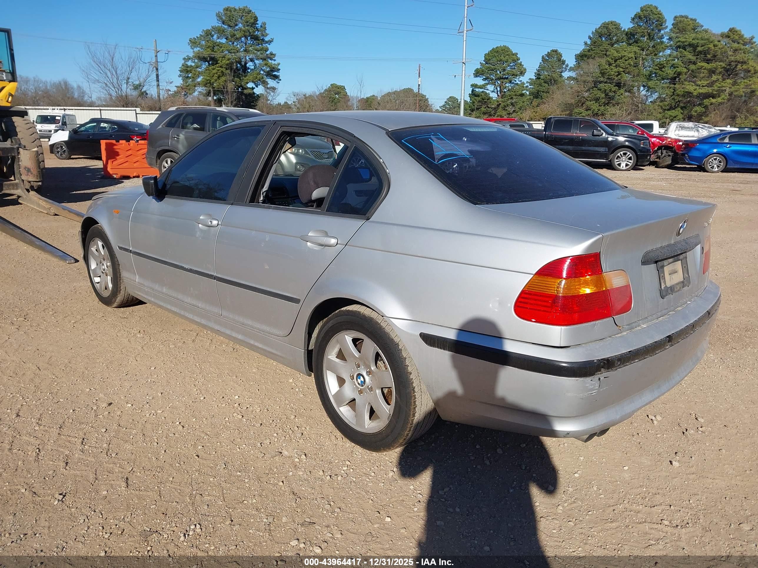 BMW 325I image 3