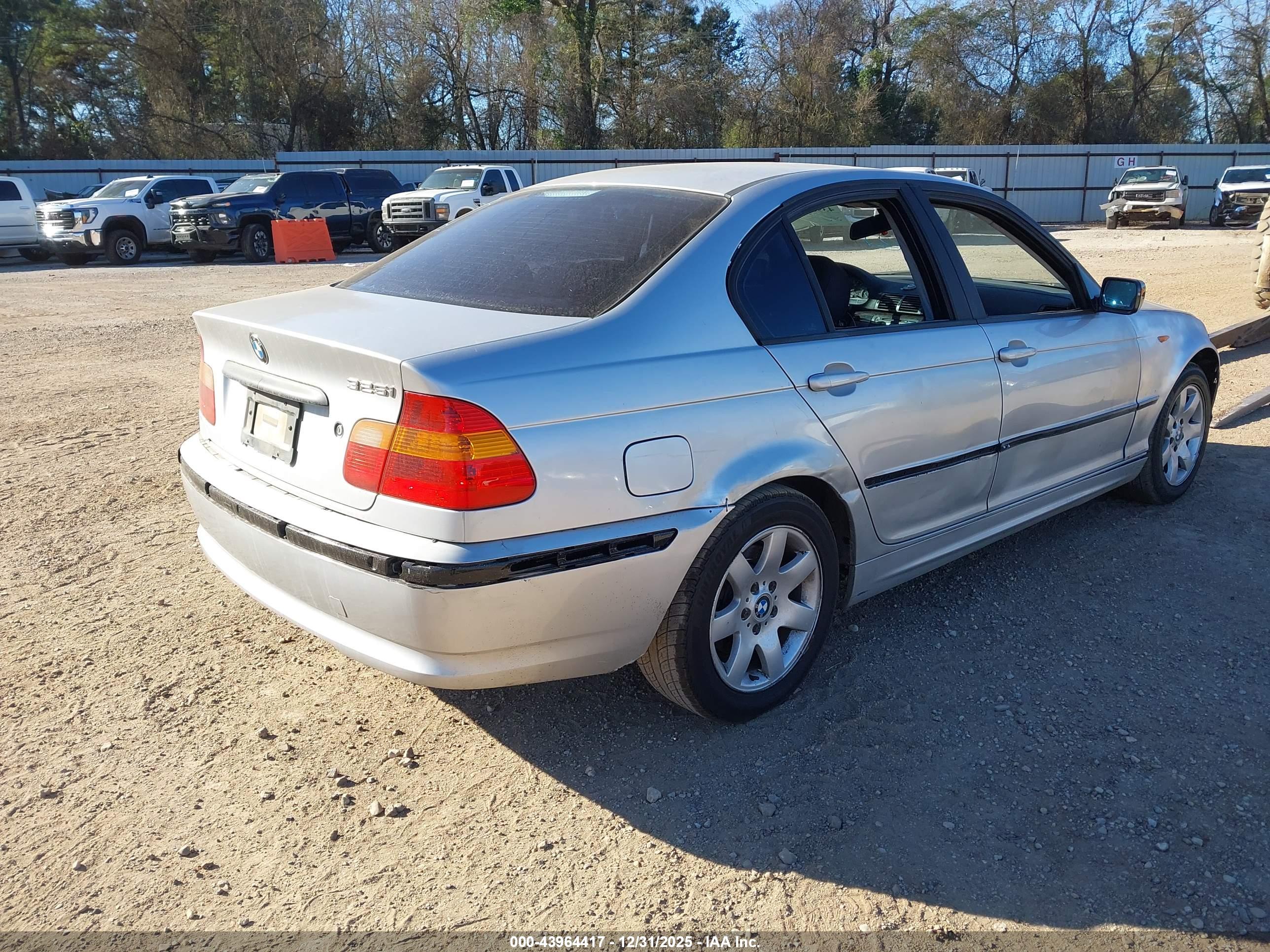 BMW 325I image 4