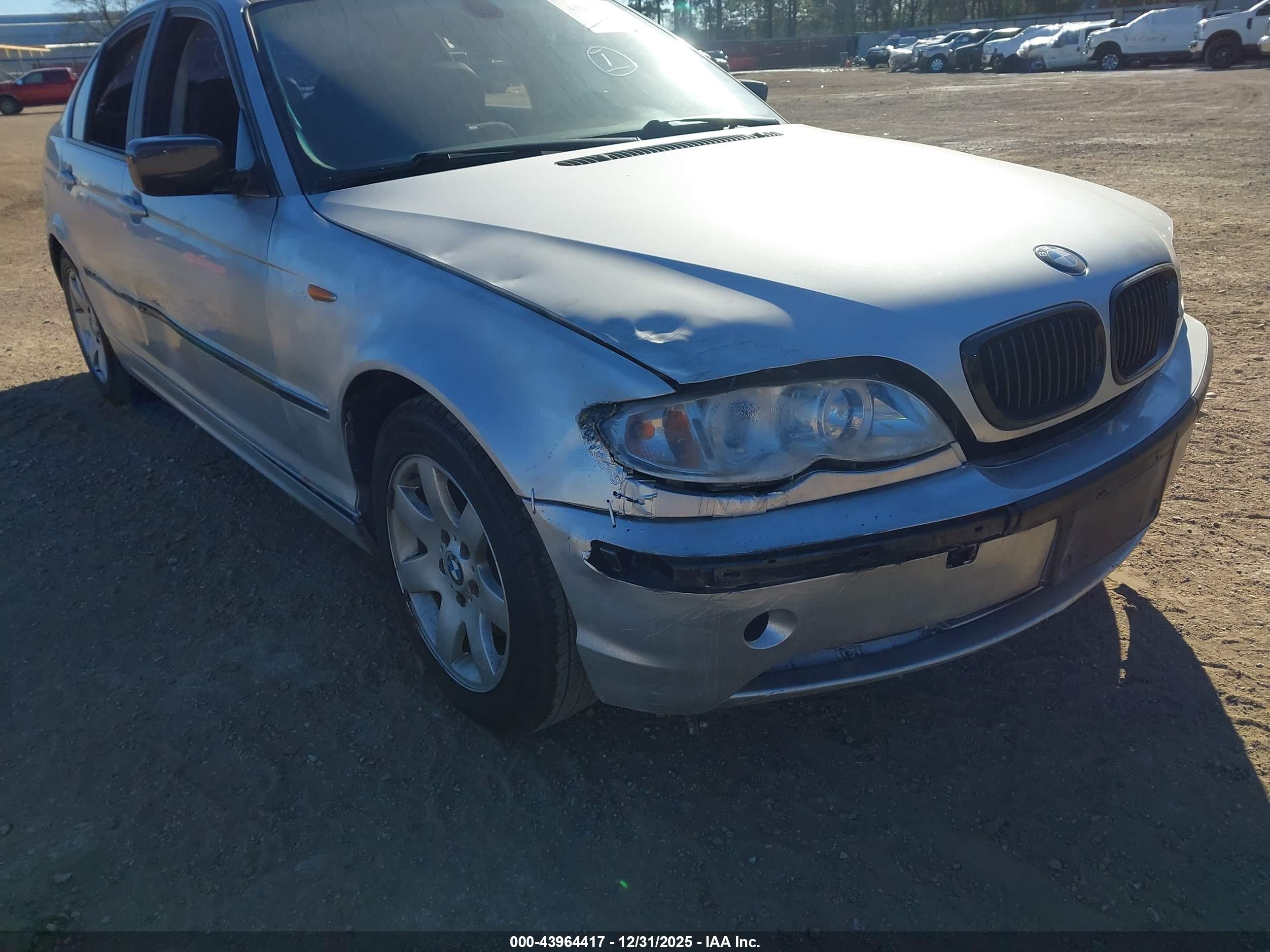 BMW 325I image 6
