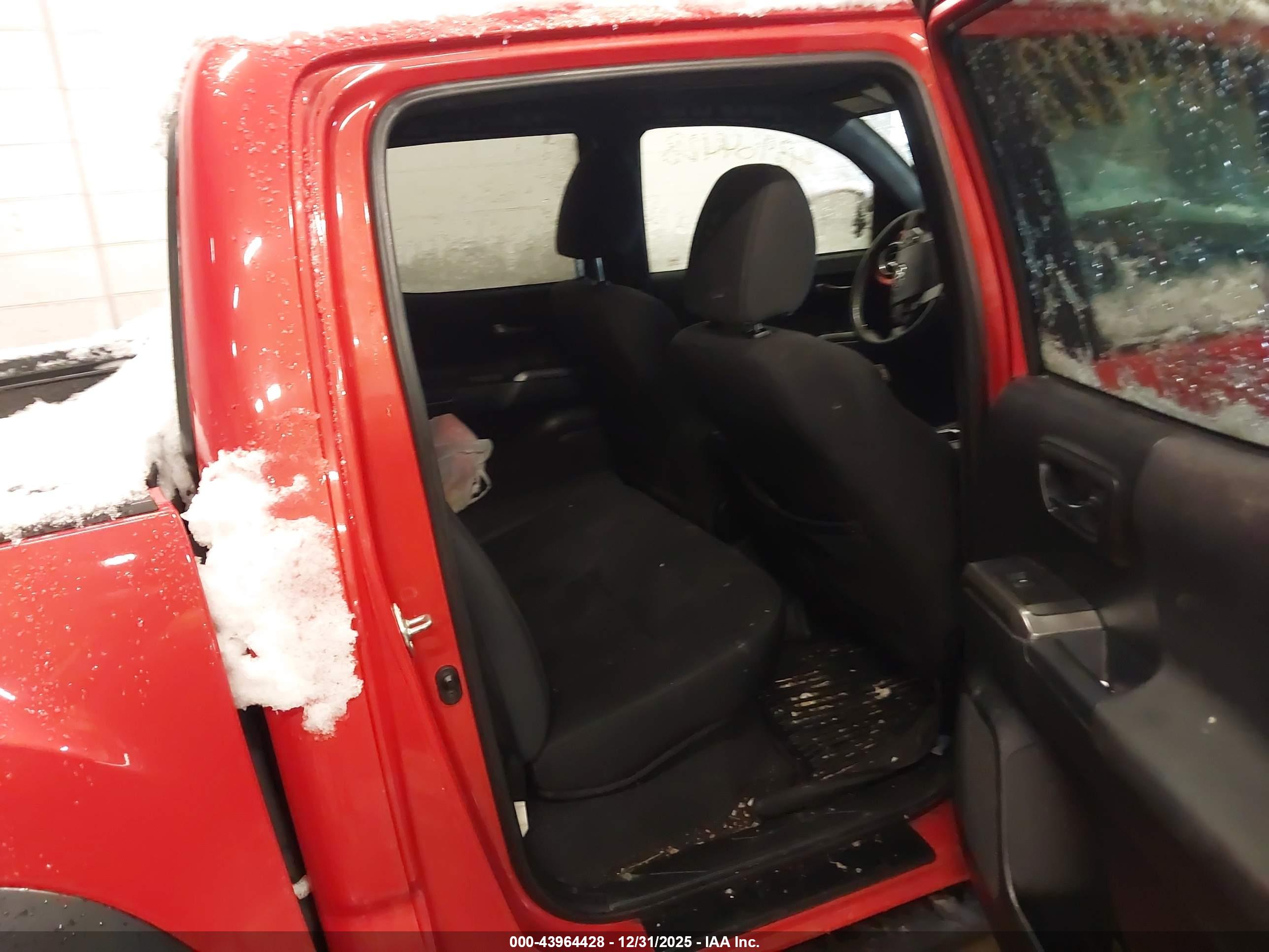 TOYOTA TACOMA image 8