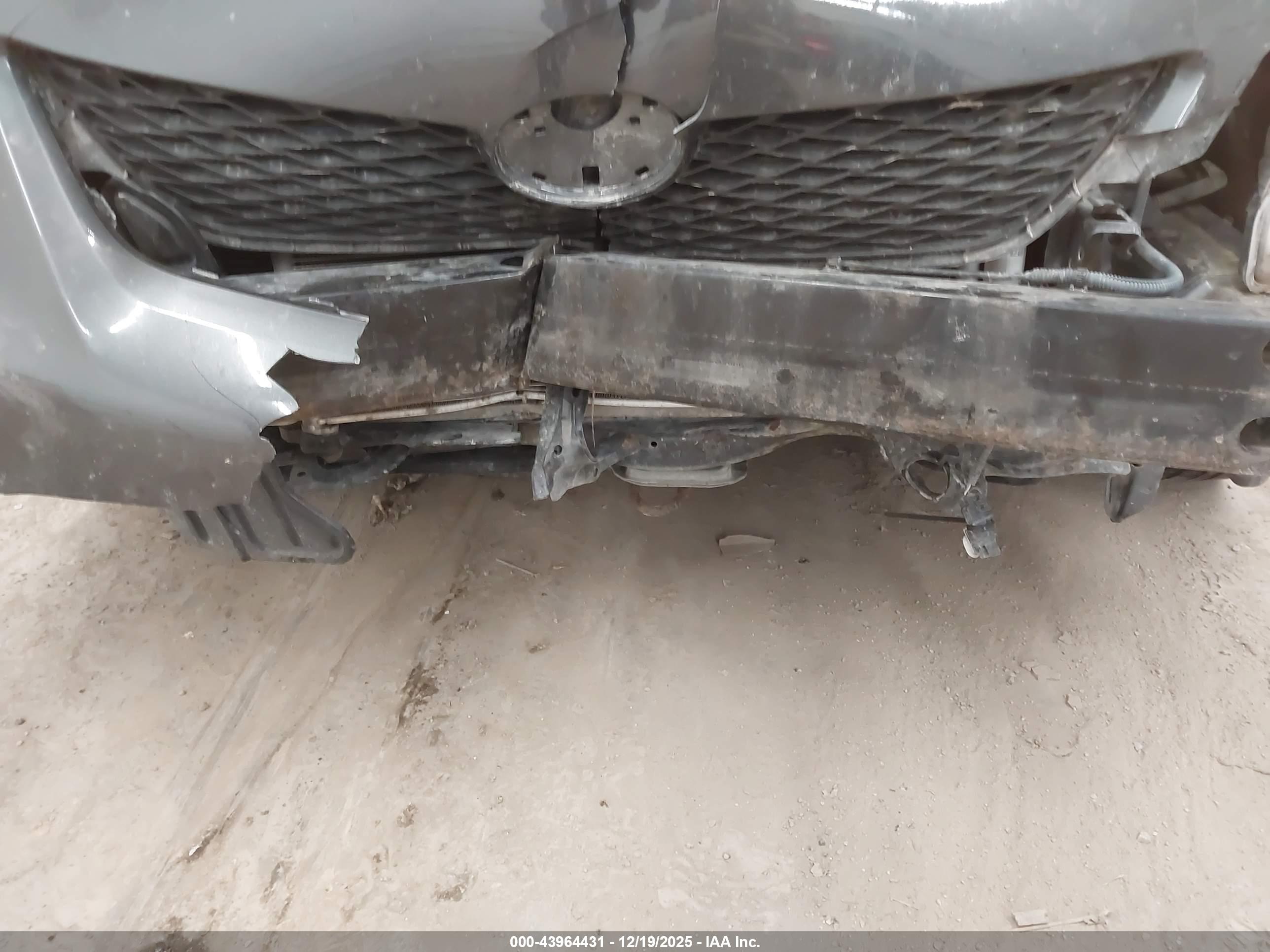TOYOTA COROLLA image 6