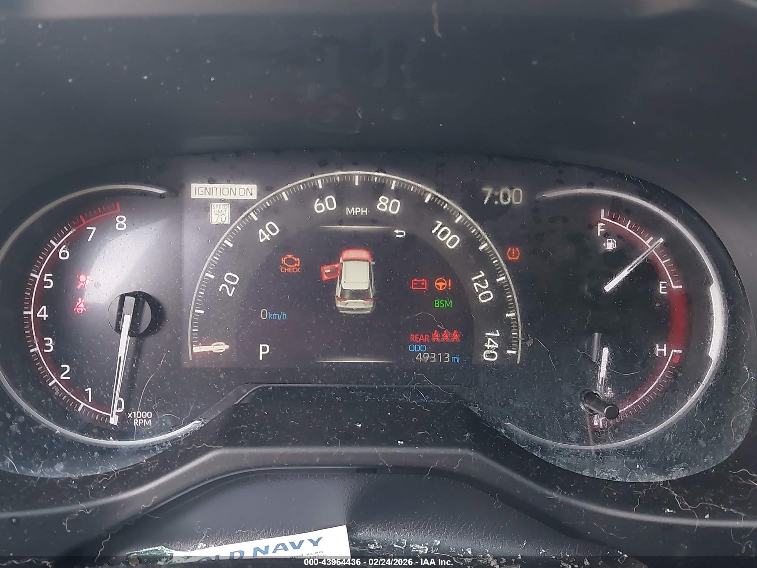 TOYOTA RAV4 image 7
