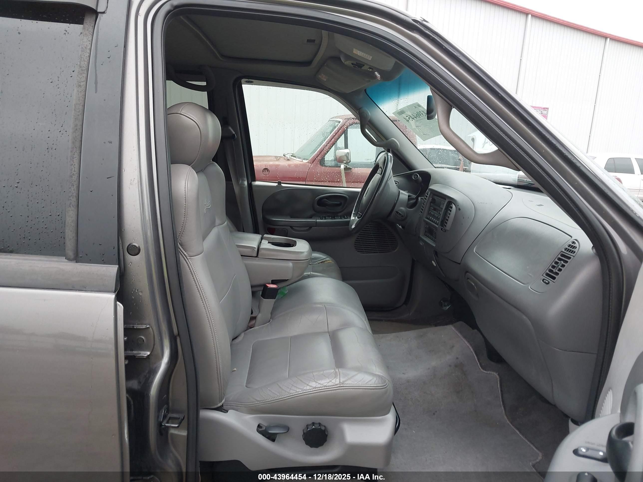 FORD F-150 image 5