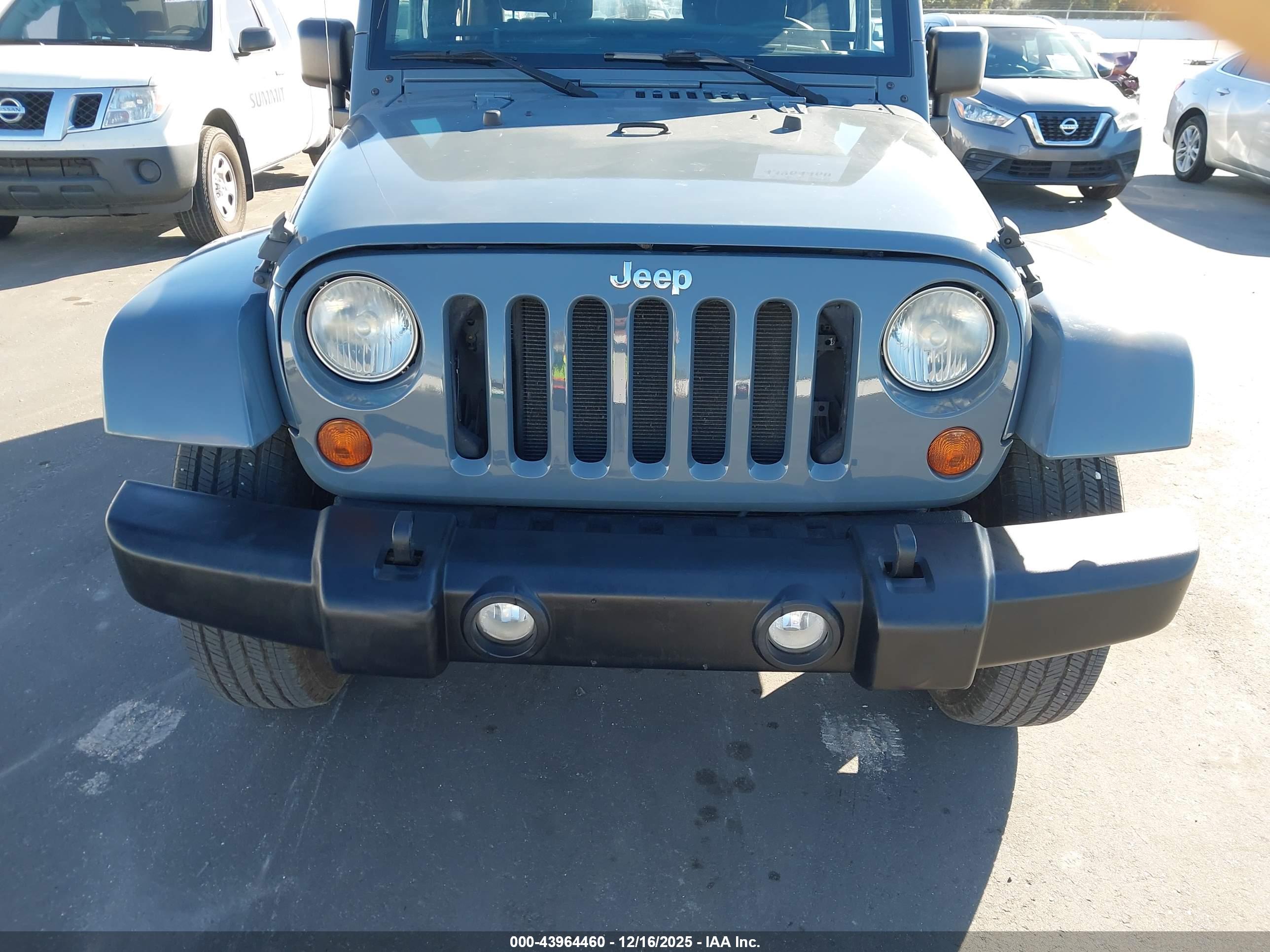 JEEP WRANGLER image 6