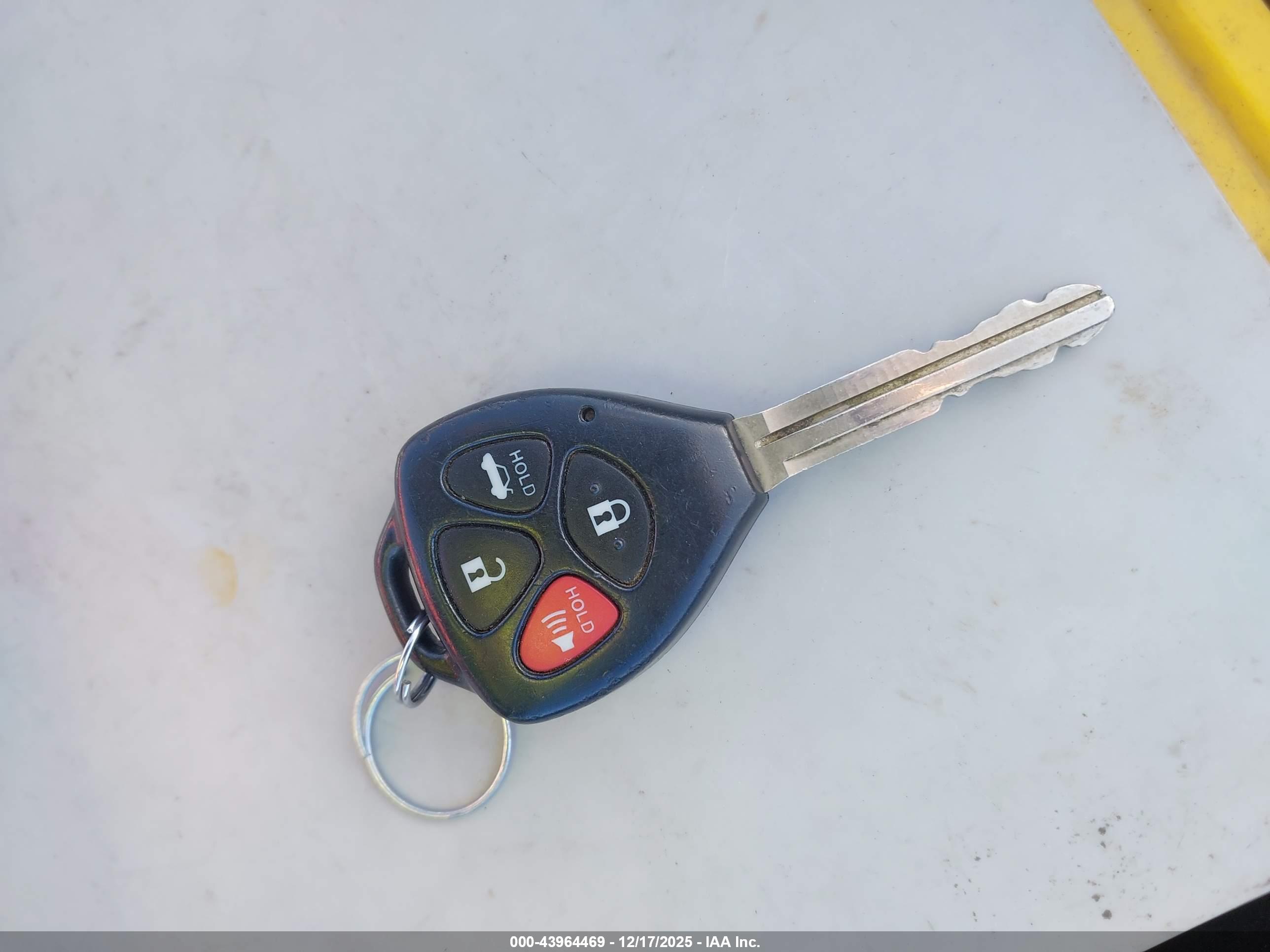 TOYOTA COROLLA image 11