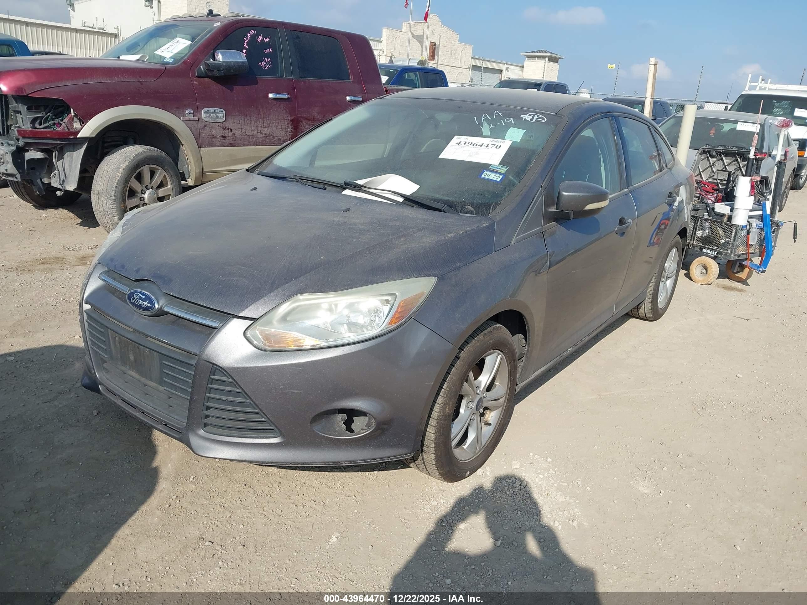 FORD FOCUS image 2