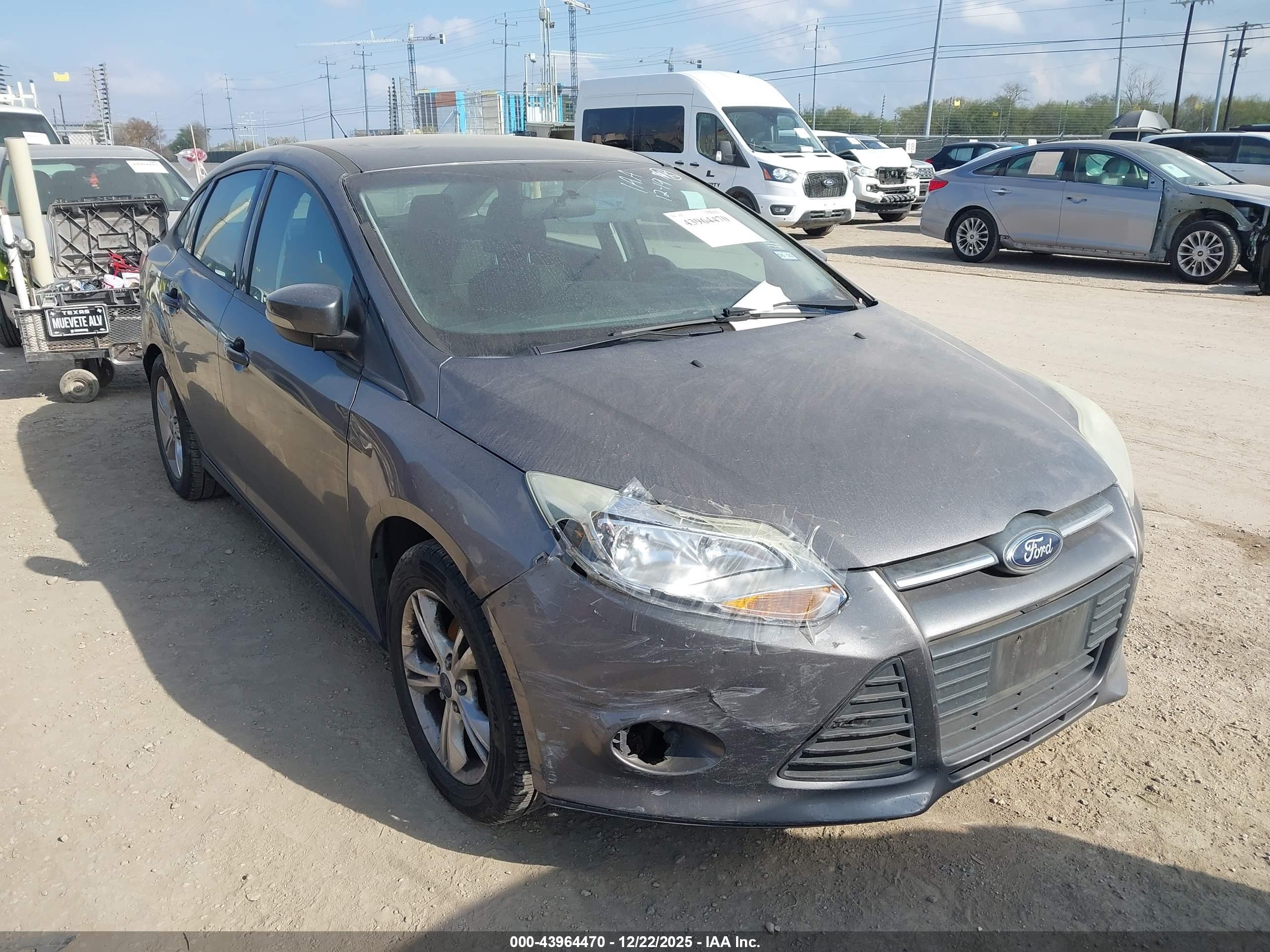 FORD FOCUS image 6