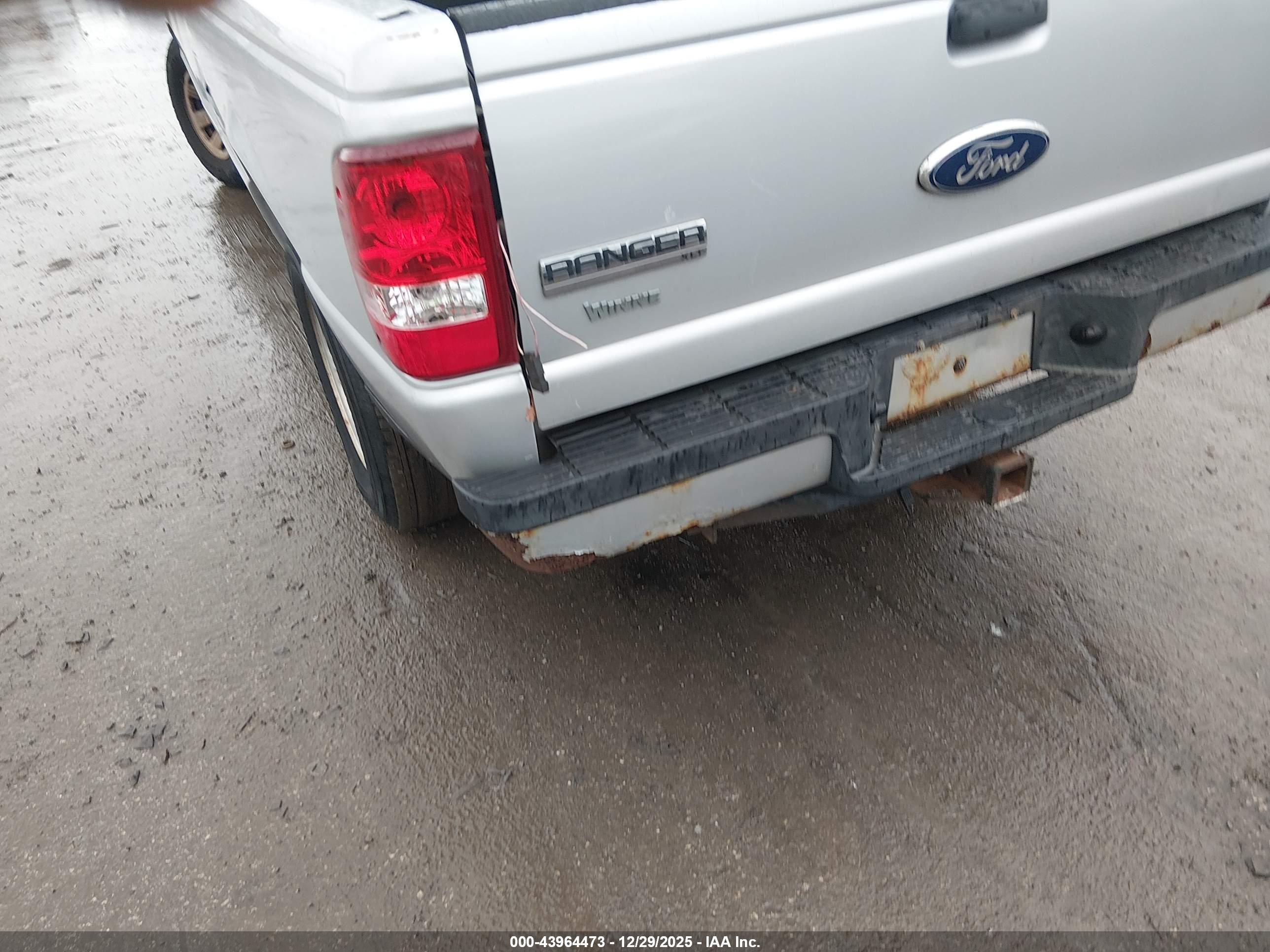 FORD RANGER image 6