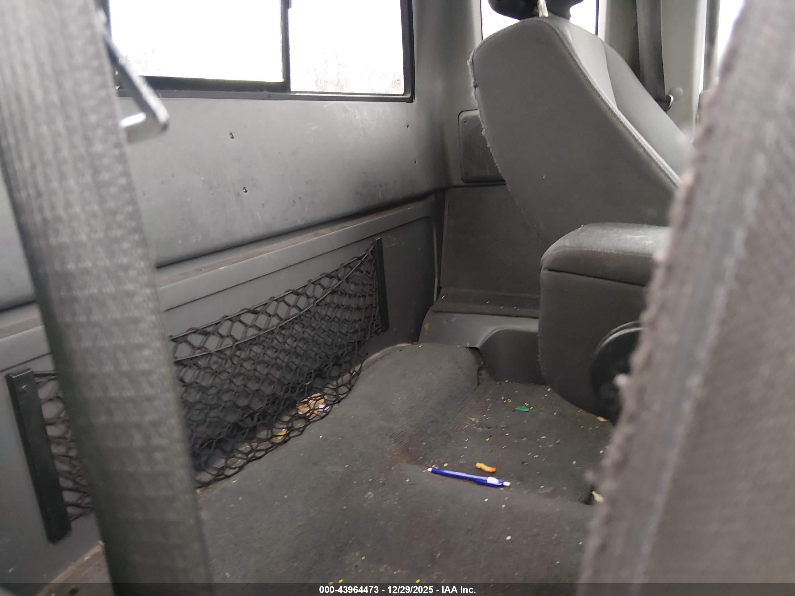 FORD RANGER image 8