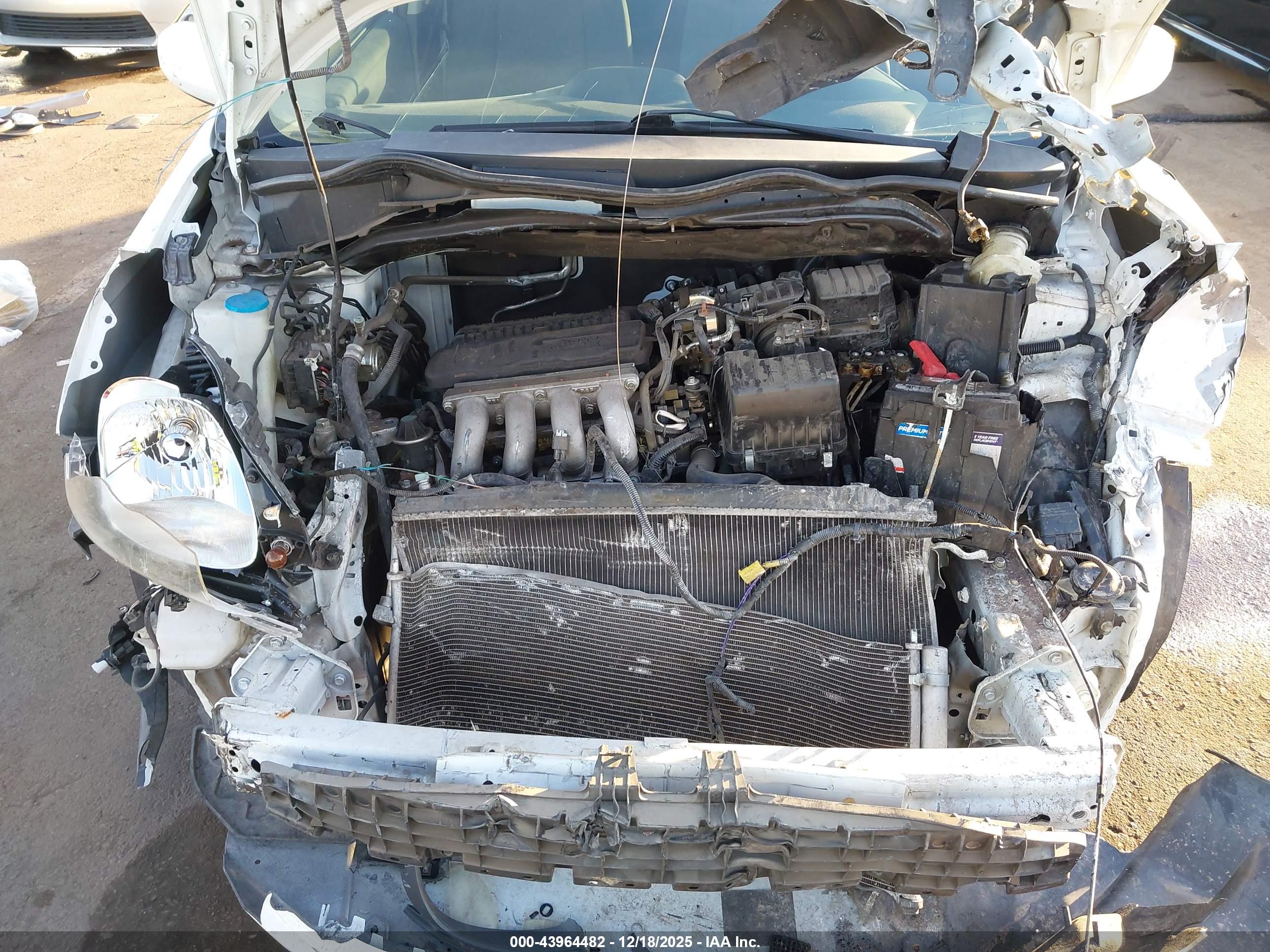 HONDA FIT image 10