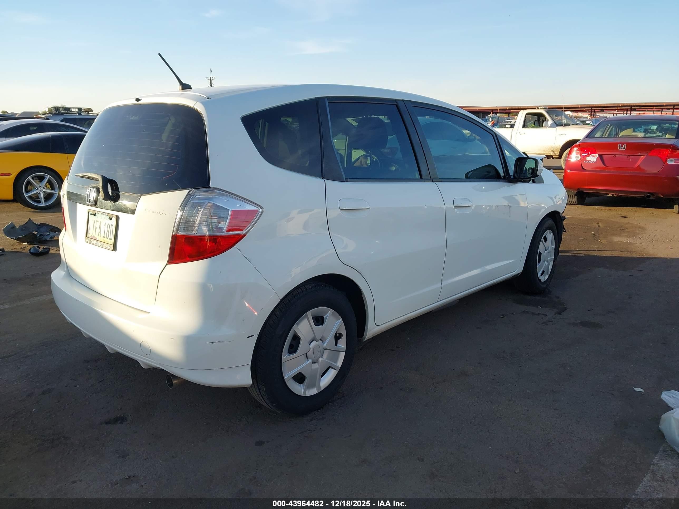 HONDA FIT image 4