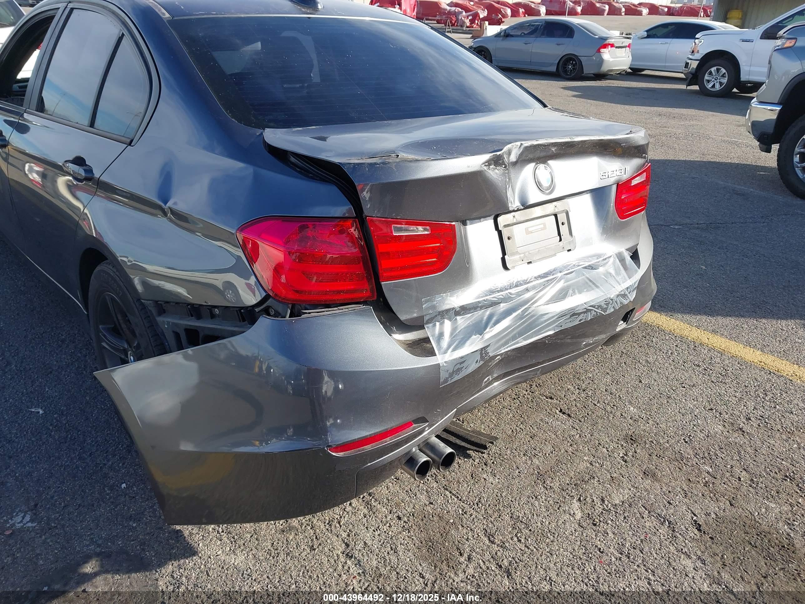 BMW 328I image 6