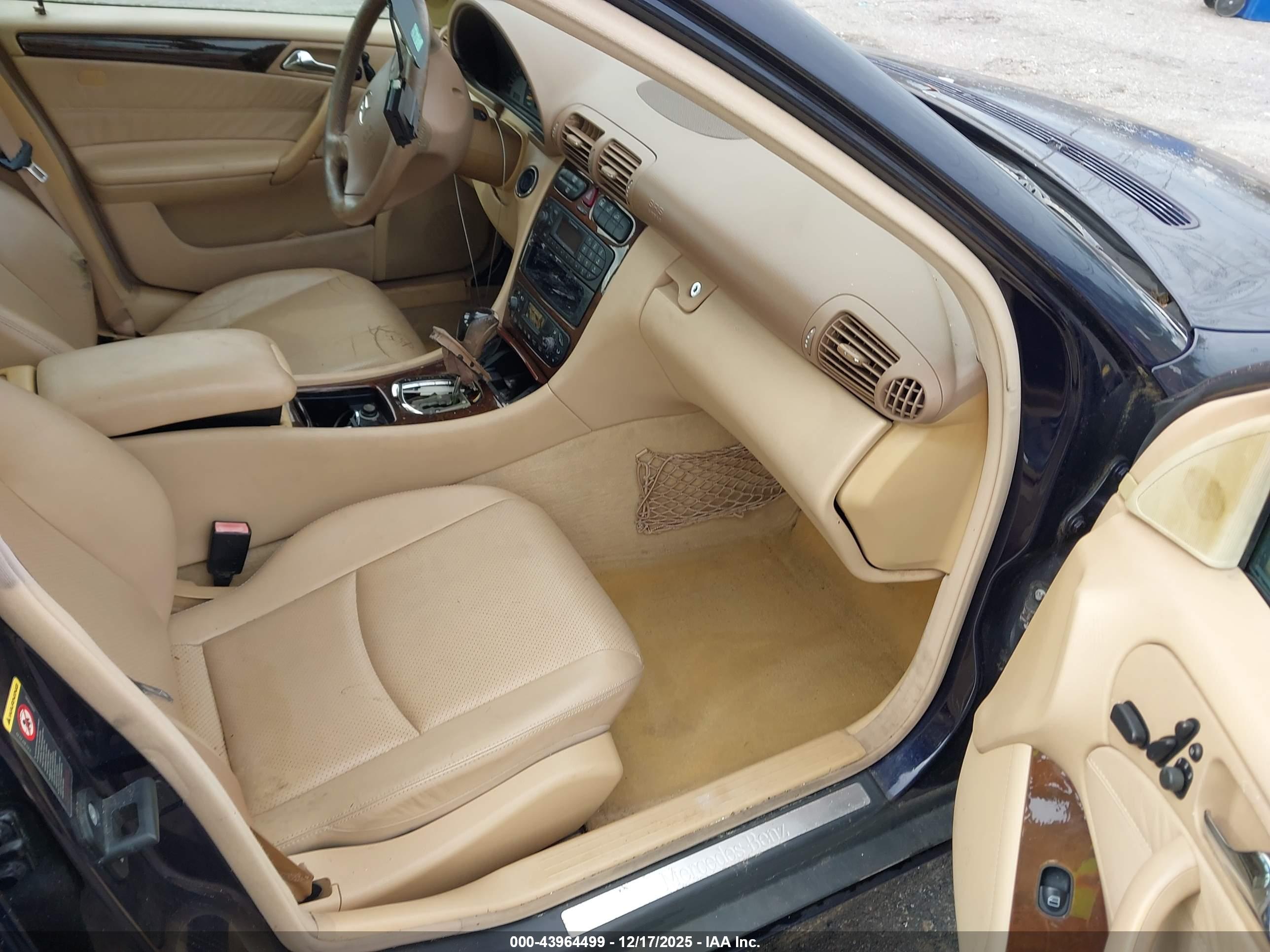MERCEDES-BENZ C image 5