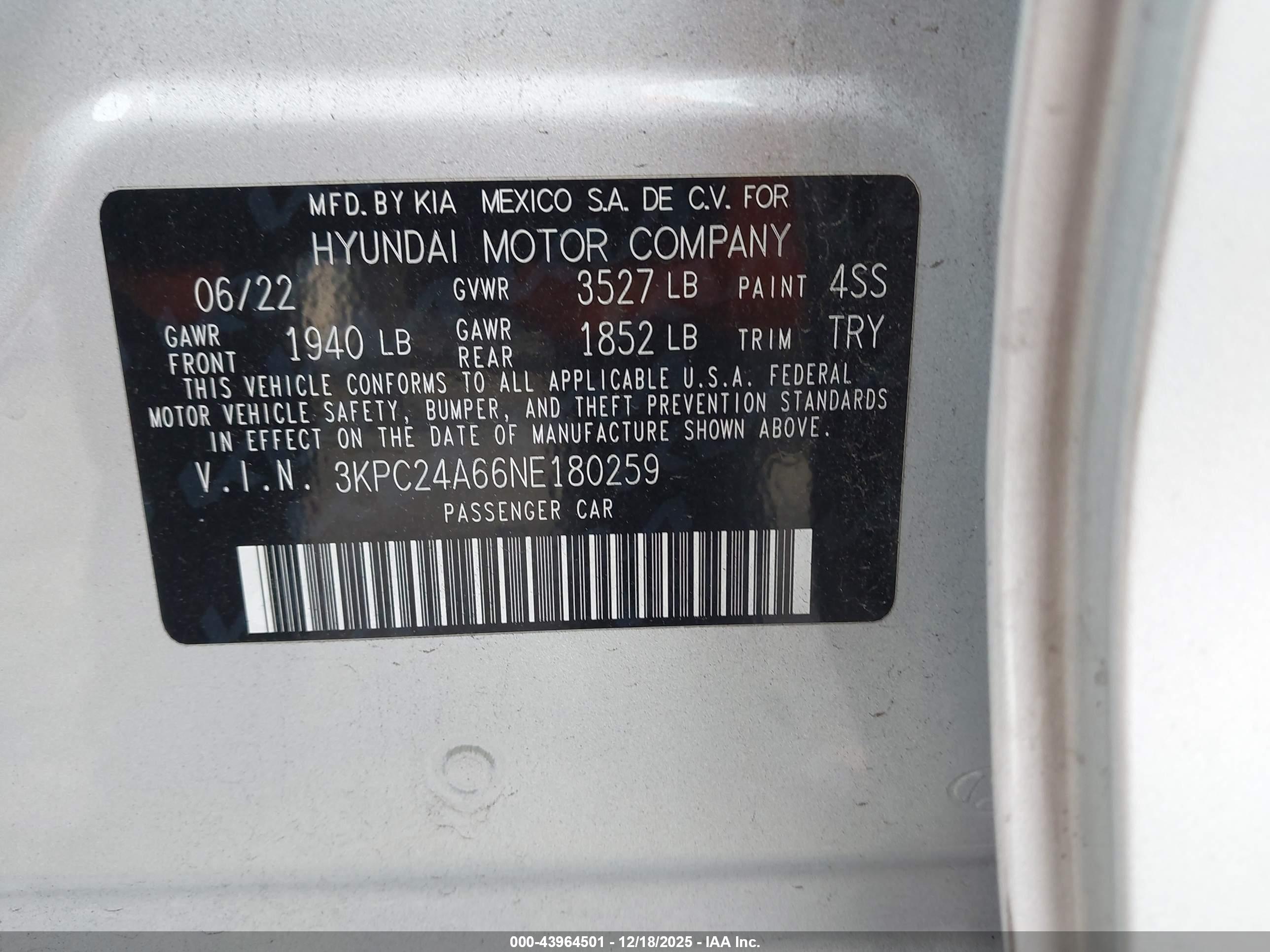 HYUNDAI ACCENT image 9