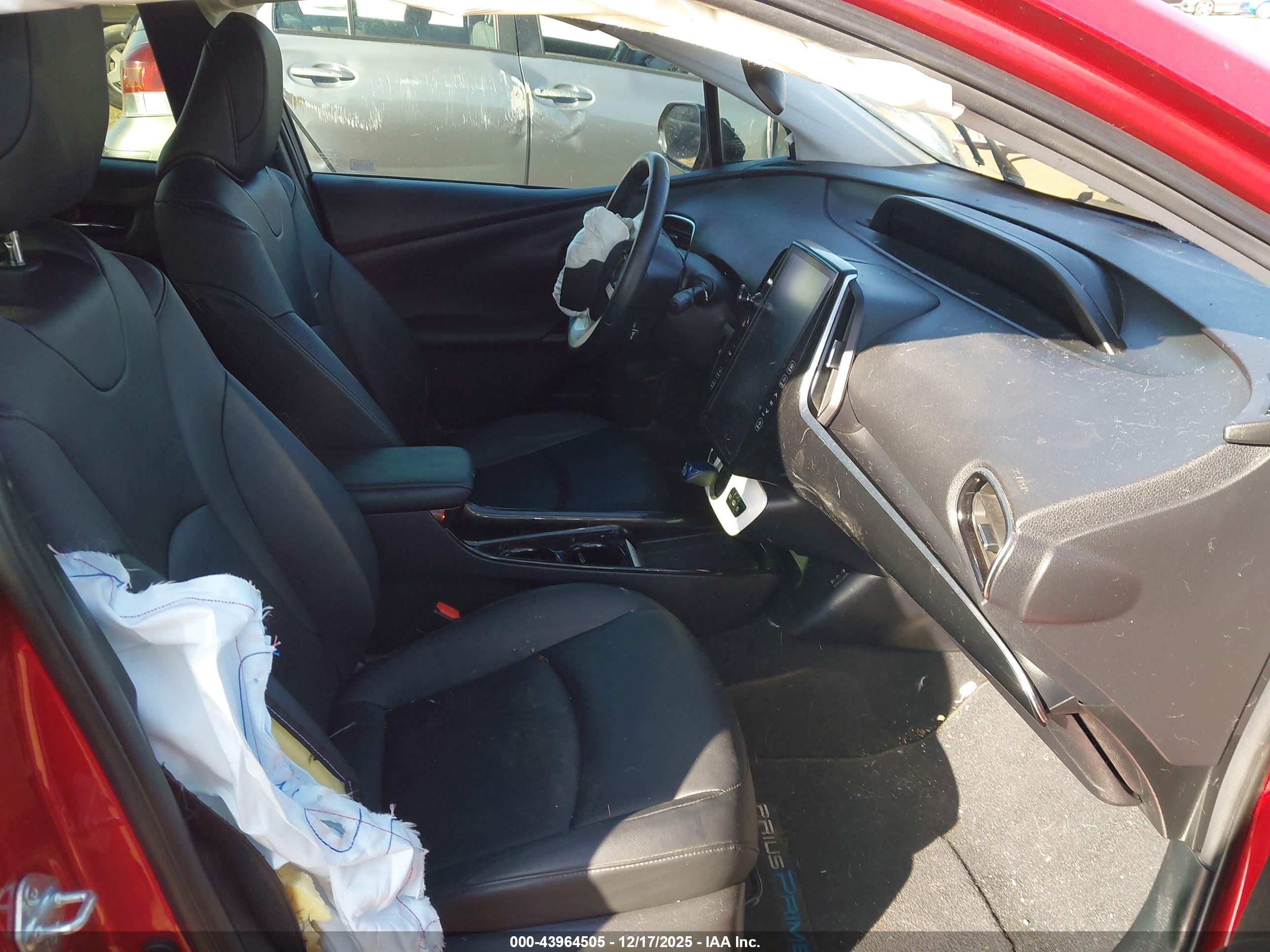 TOYOTA PRIUS image 5