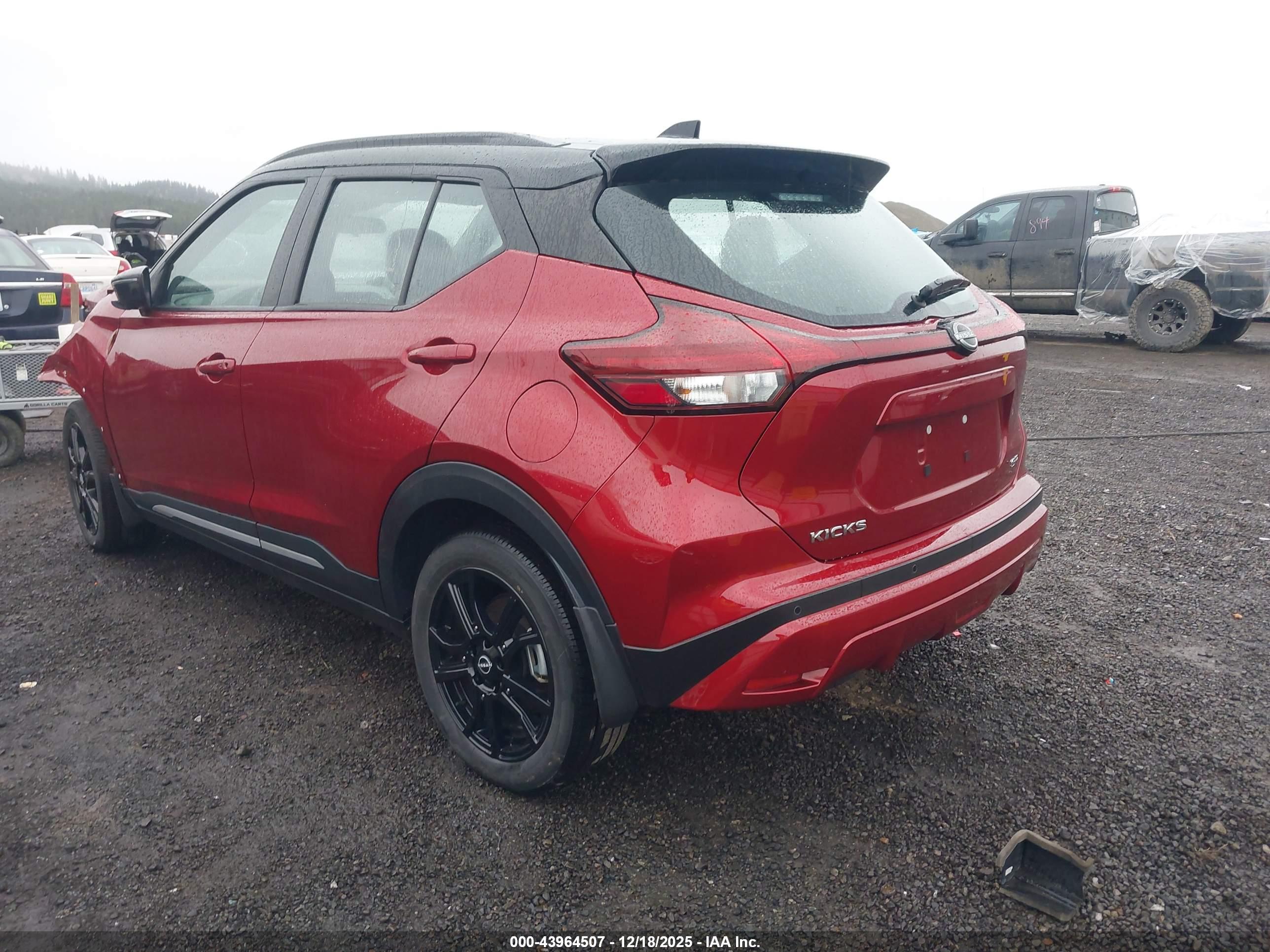 NISSAN KICKS image 3