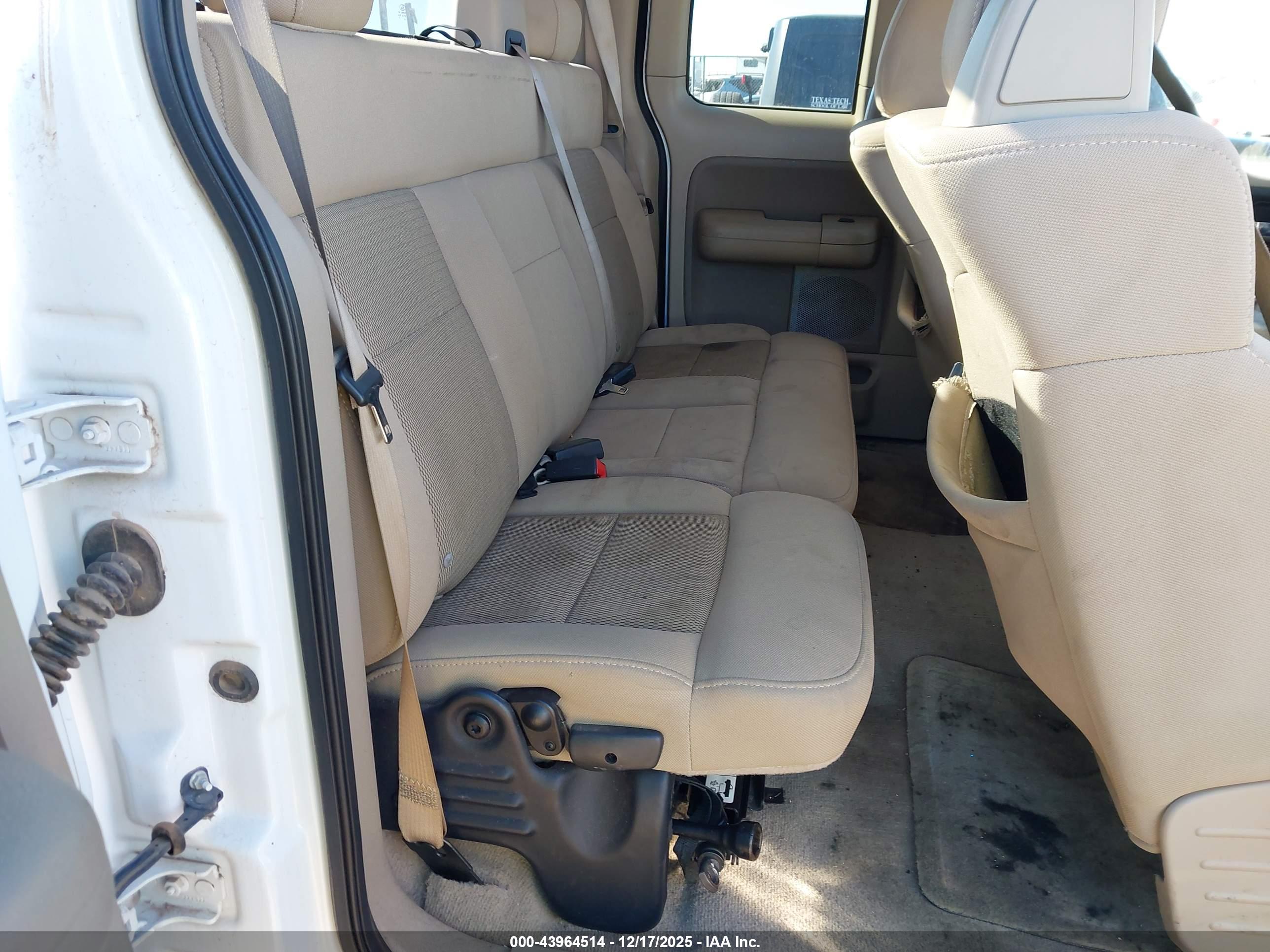 FORD F-150 image 8