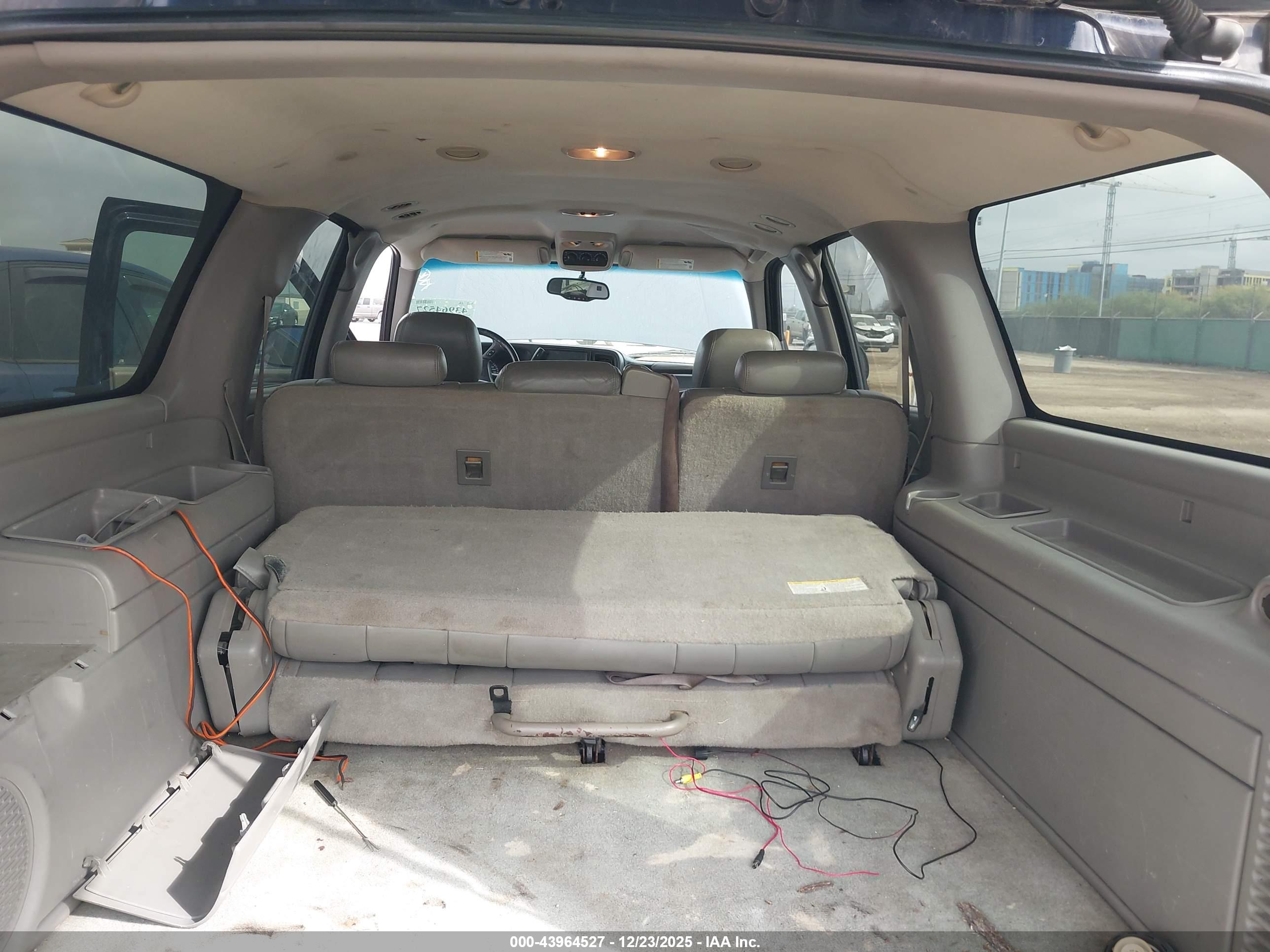 GMC YUKON image 8