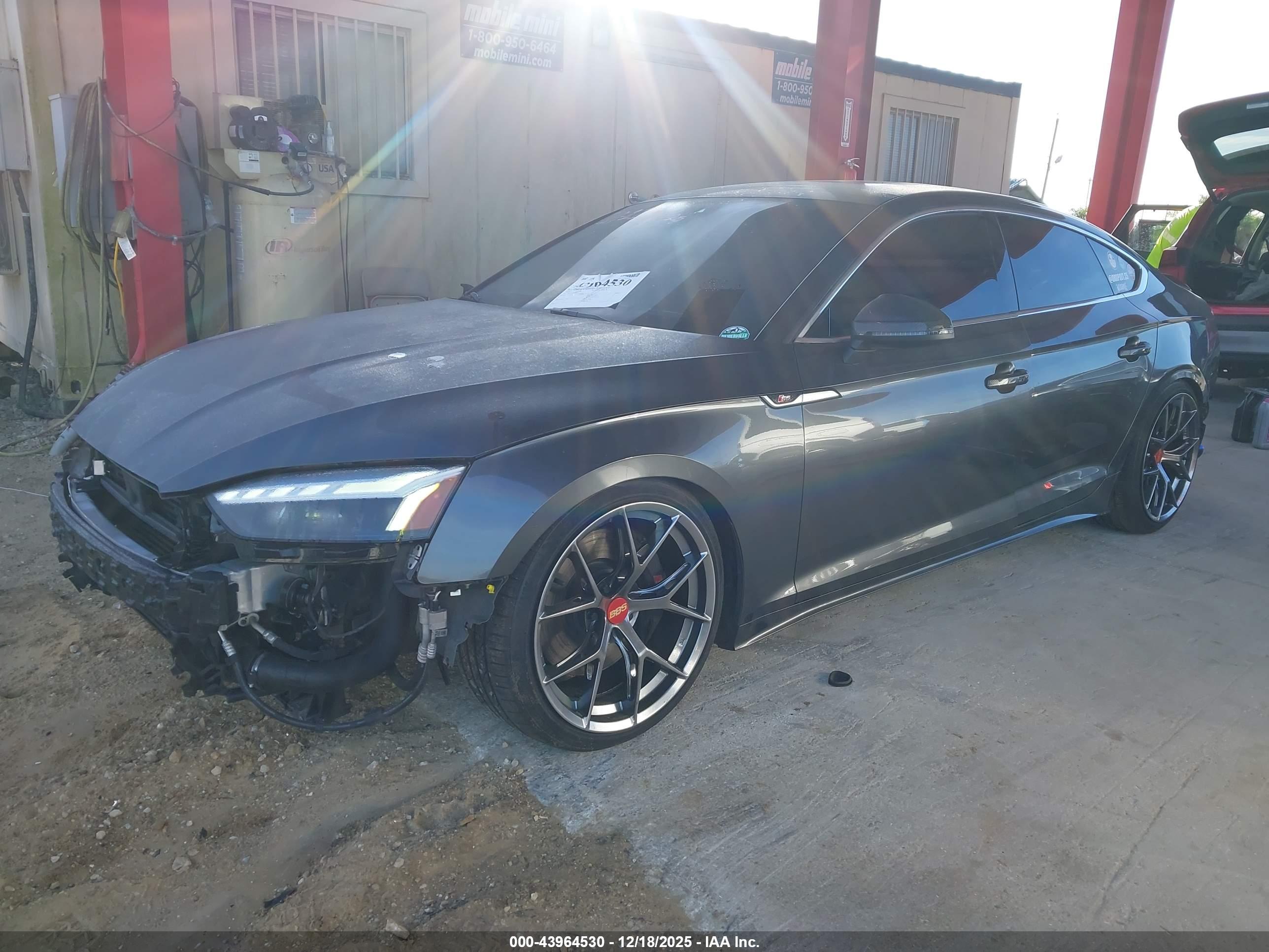 AUDI S5 image 2