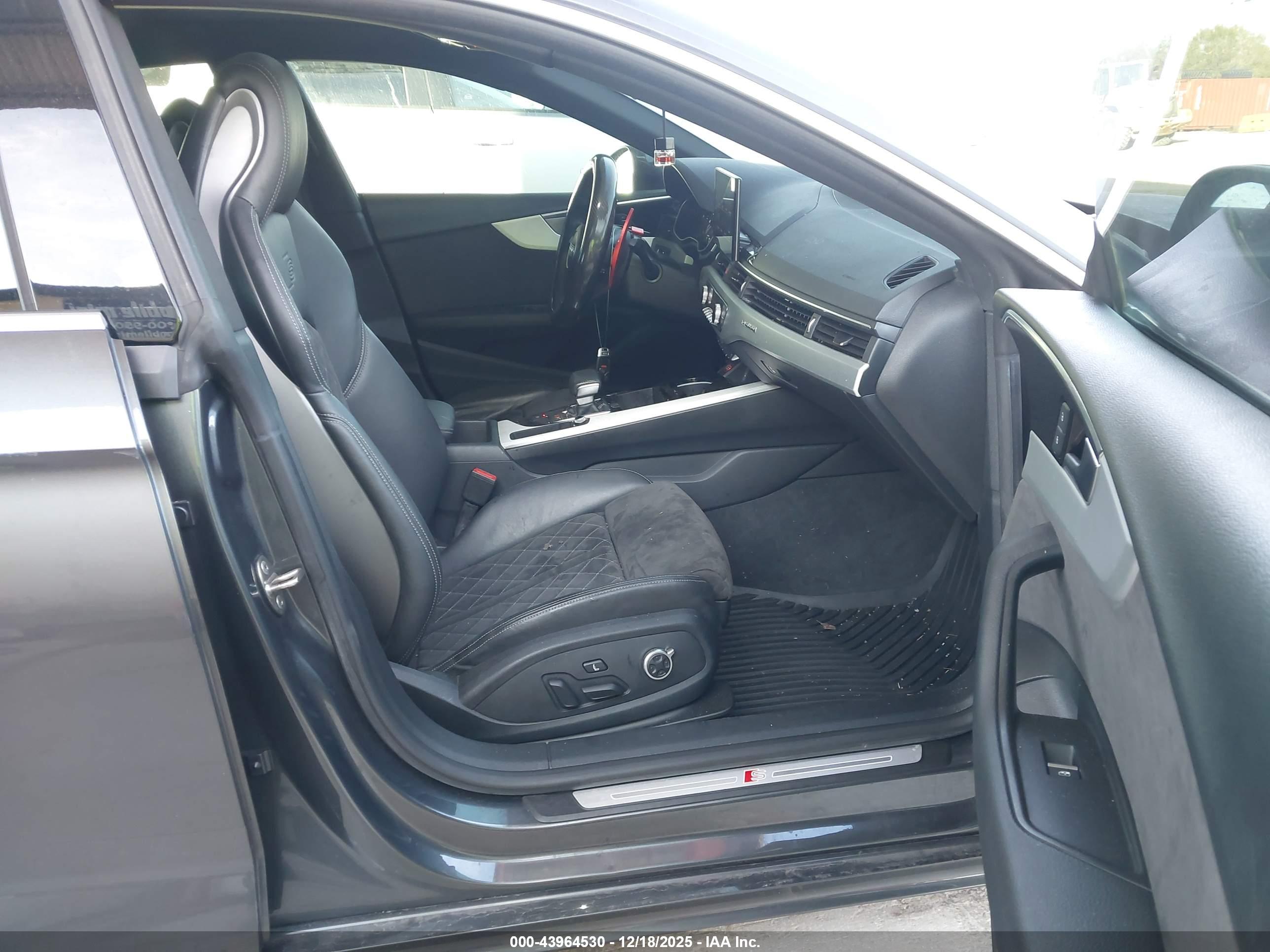 AUDI S5 image 5