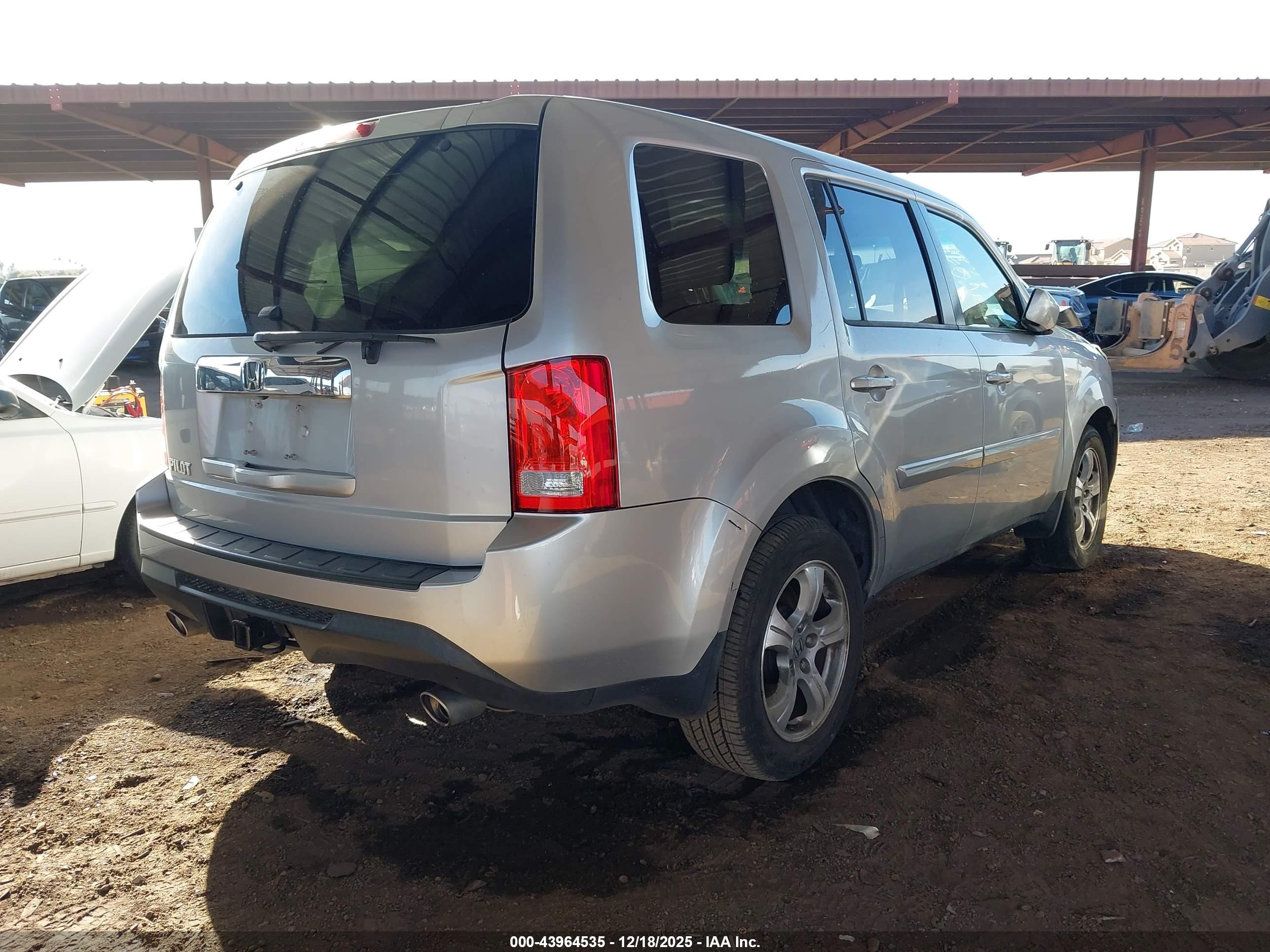 HONDA PILOT image 4