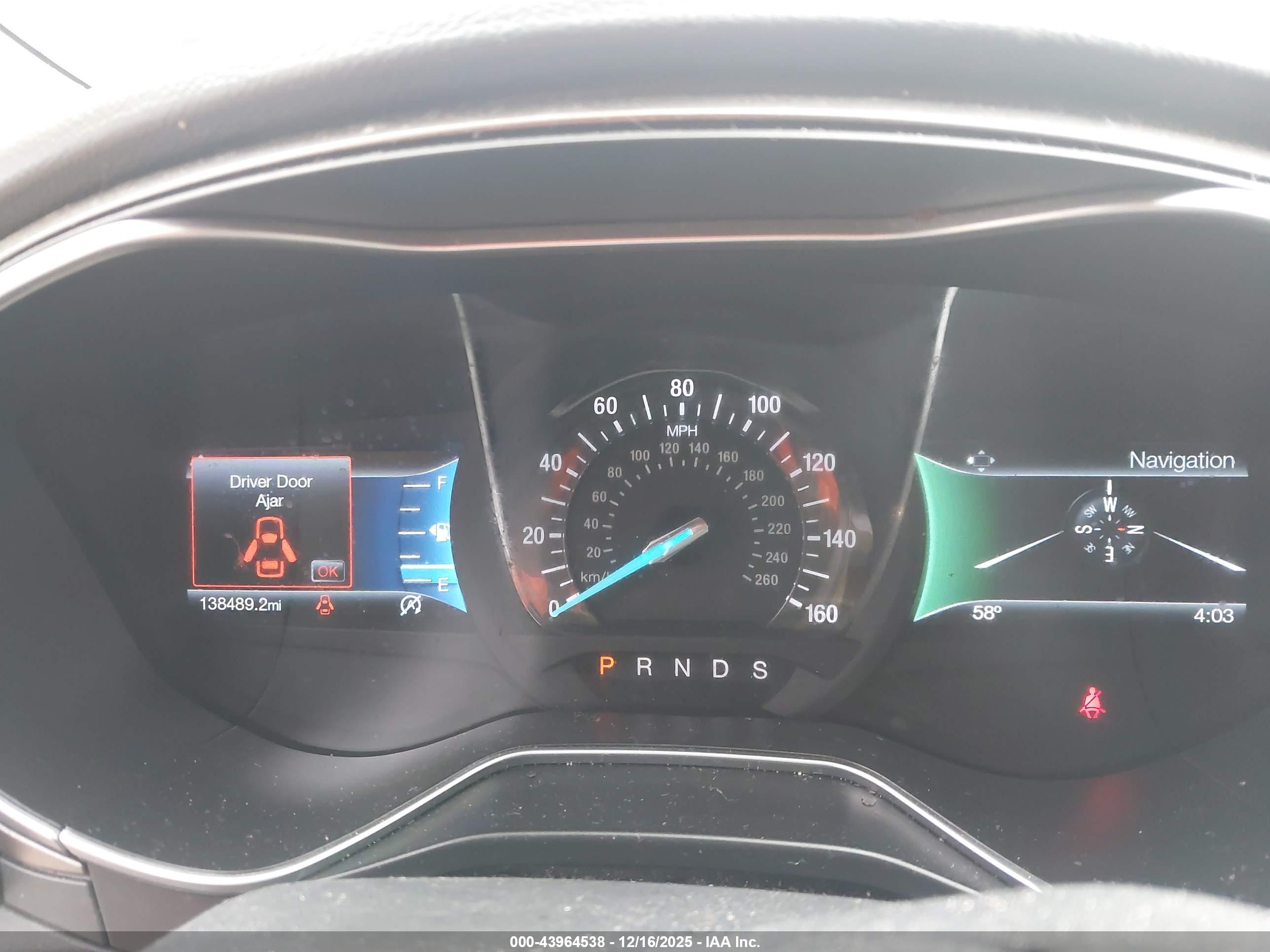 FORD FUSION image 7