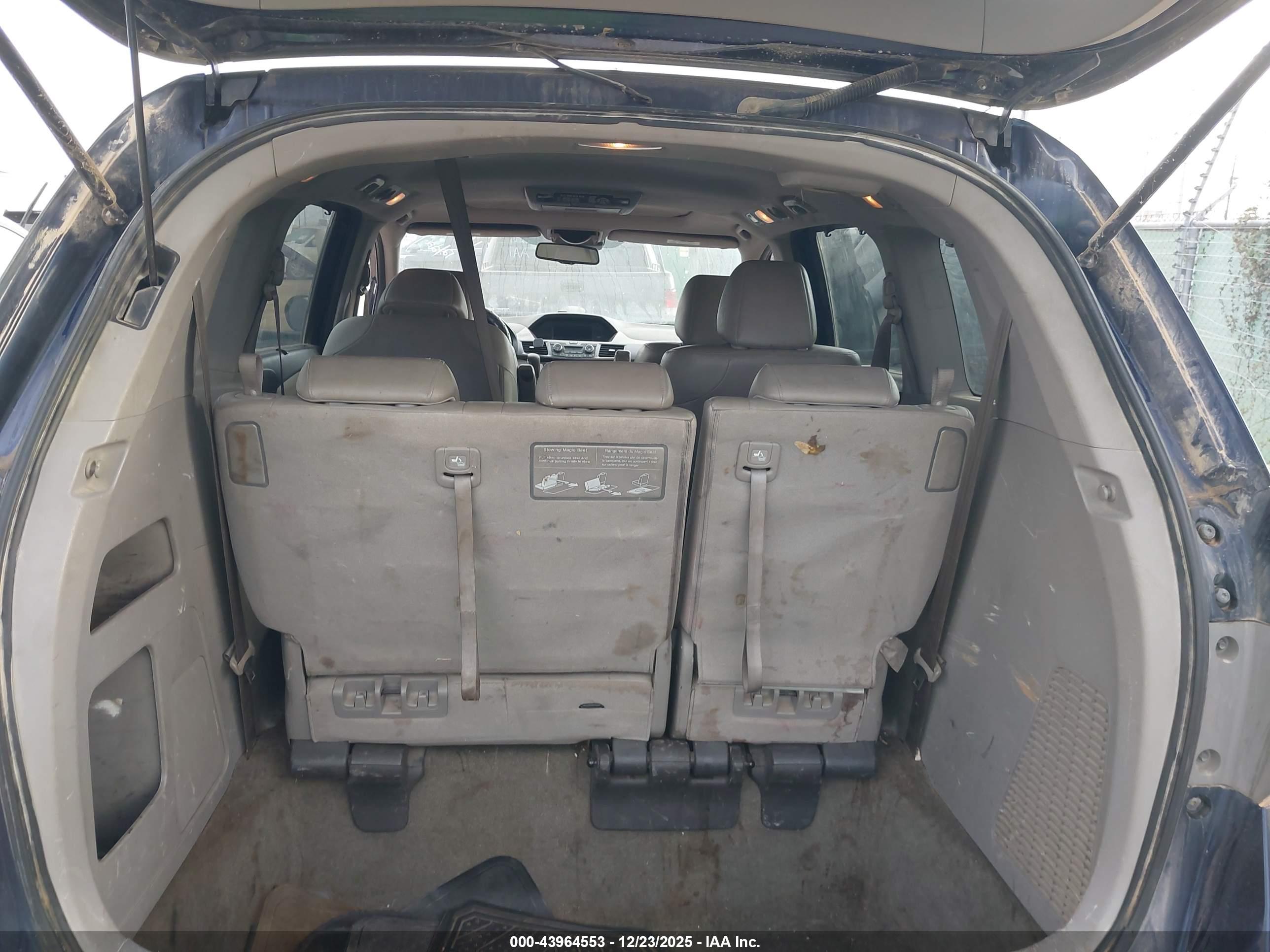 HONDA ODYSSEY image 8