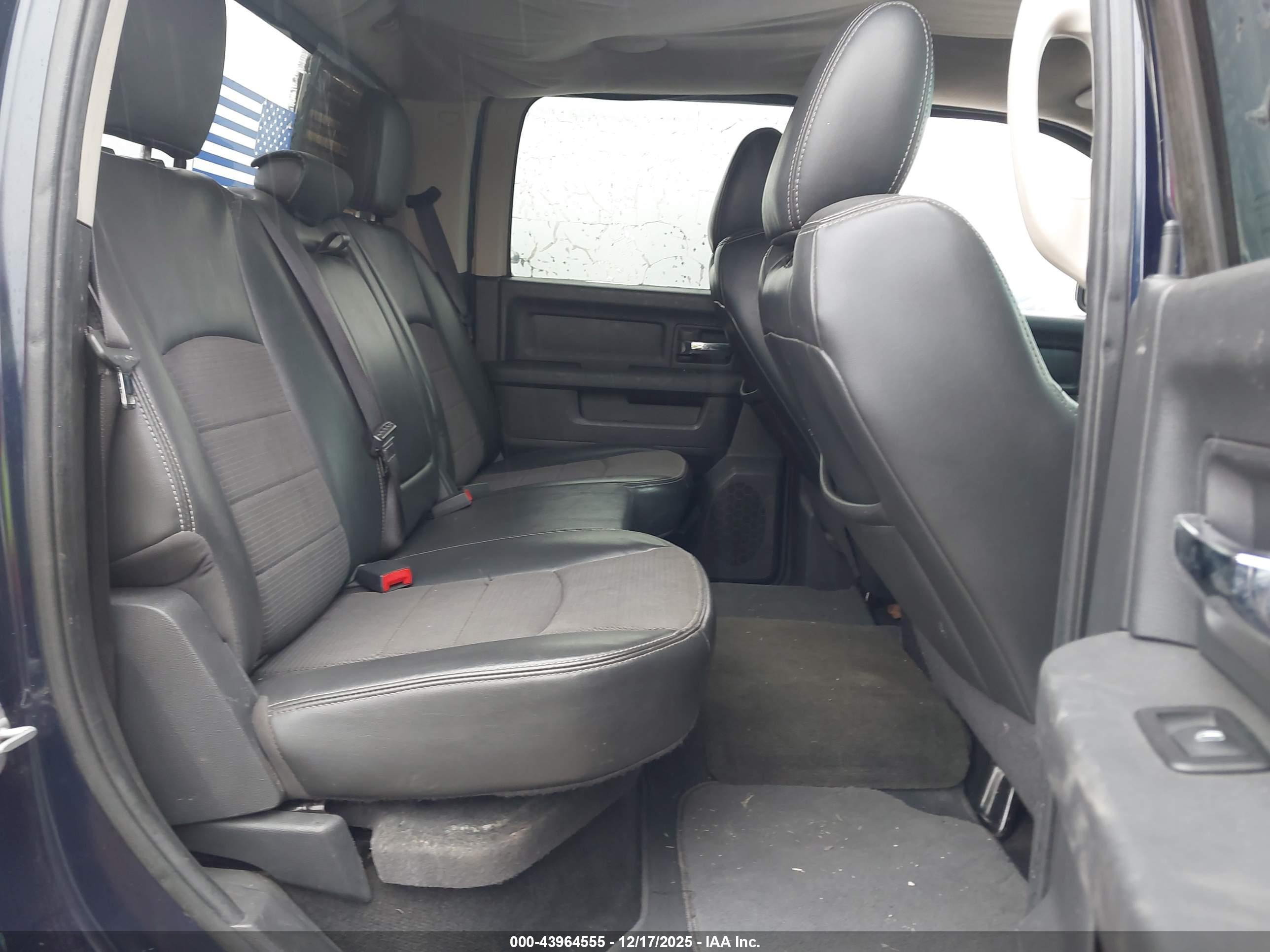 RAM 1500 image 8